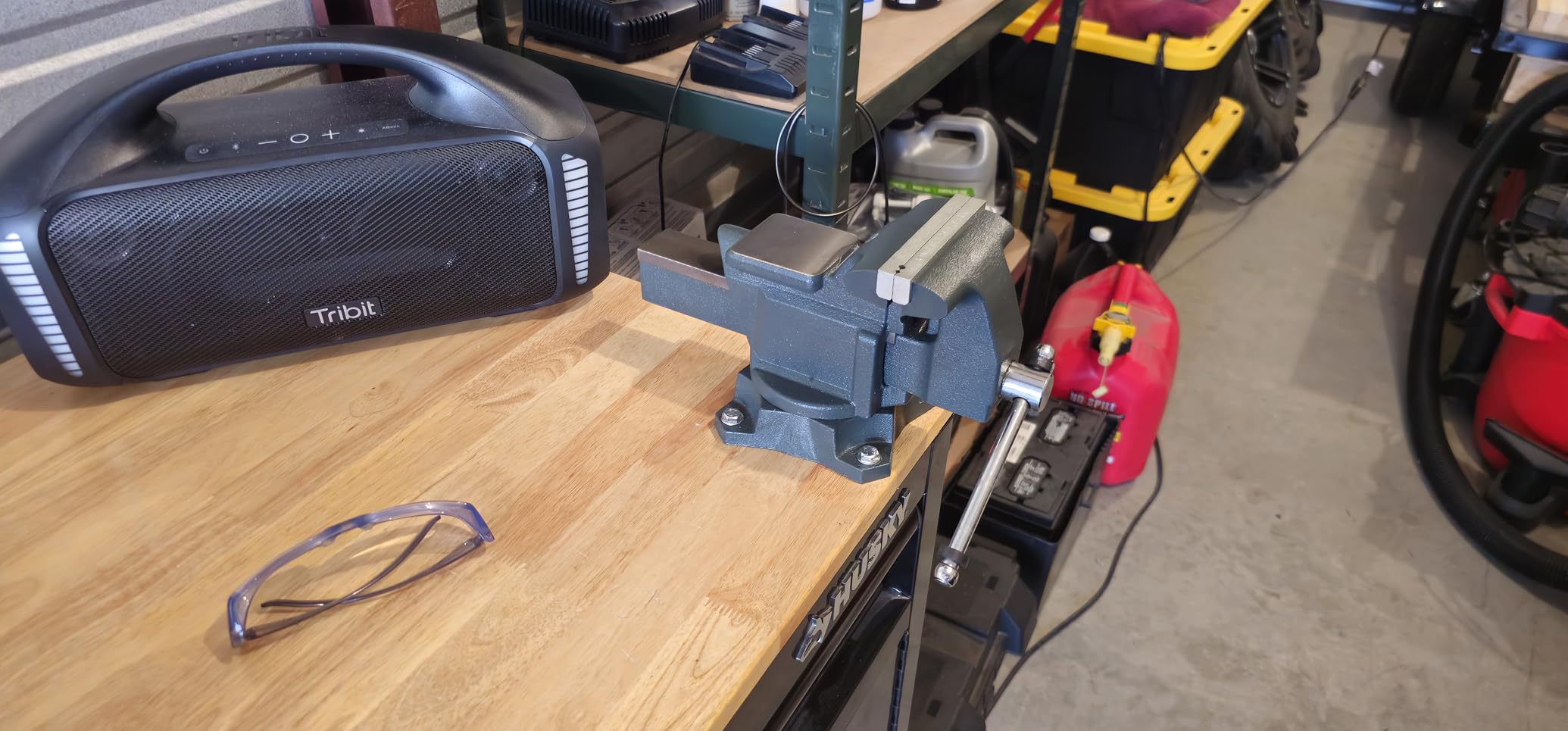 Forward CR60A 6.5 Inch Bench Vise Heavy Duty with Anvil and 210°Swivel Base customer photo 2