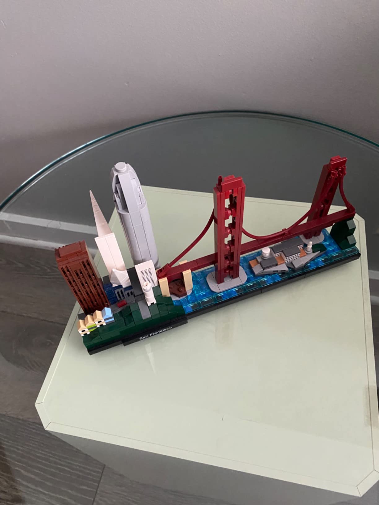 LEGO Architecture Skyline Collection 21043 San Francisco Building Kit Includes Alcatraz Model, Golden Gate Bridge and Other San Francisco Architectural Landmarks (565 Pieces) customer photo 1