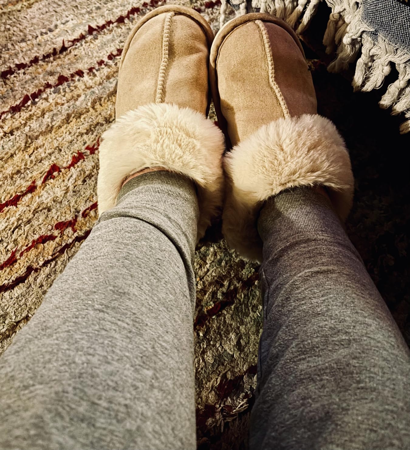 Donpapa Womens Fuzzy Slippers Memory Foam Warm Cozy Indoor House Shoes customer photo 2