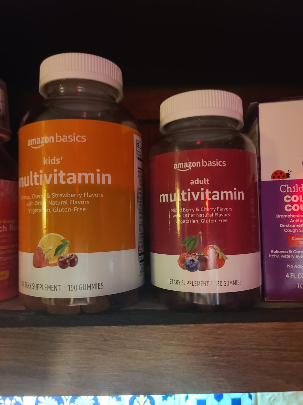 Amazon Basics Adult Multivitamin Gummies, Mixed Berry & Cherry Flavors, 150 Count, 75-Day Supply, Pack of 1 (Previously Solimo) customer photo 1