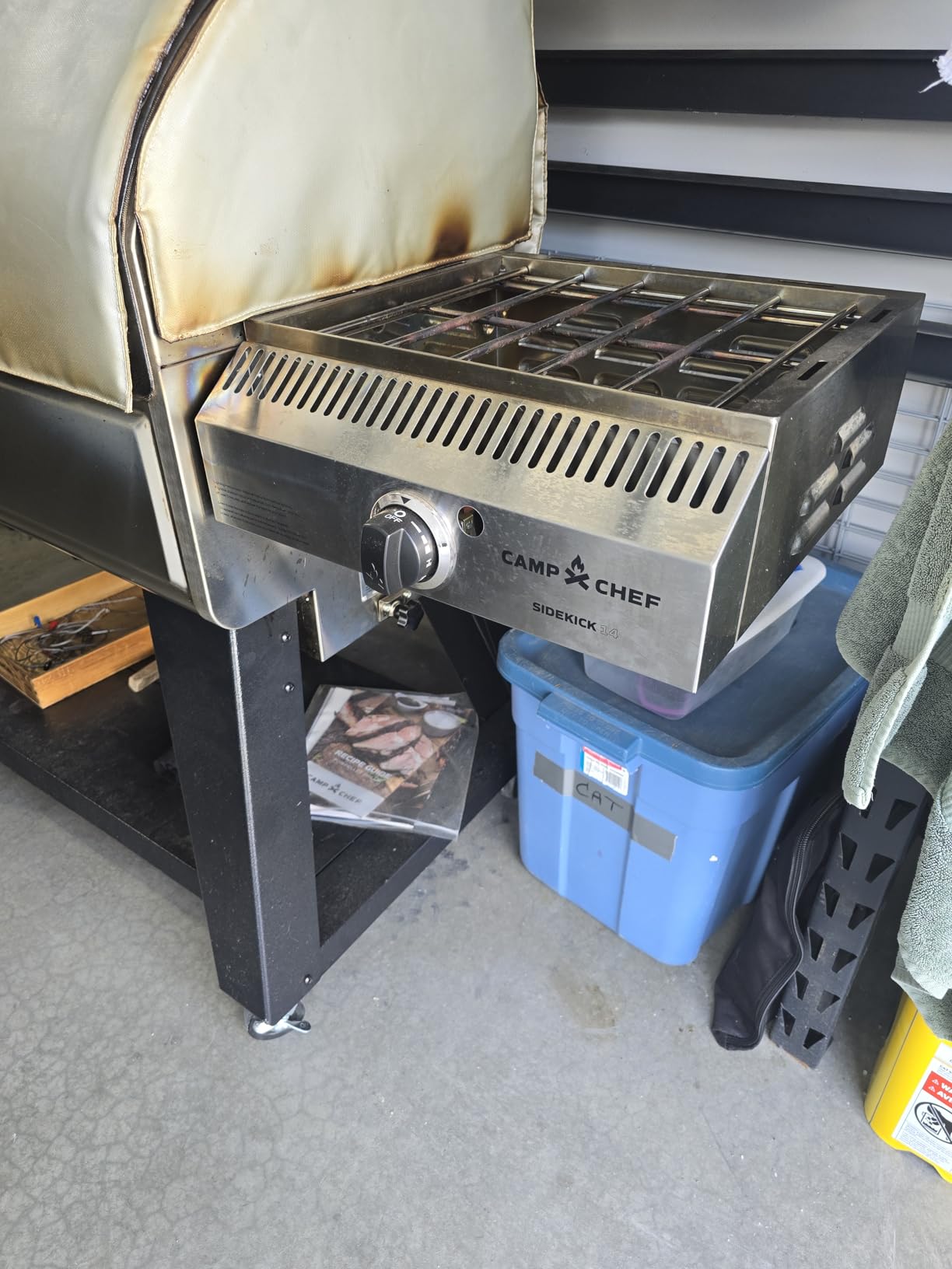 Camp Chef Sidekick Grill Accessory, 28,000 BTU, Flat Top customer photo 2
