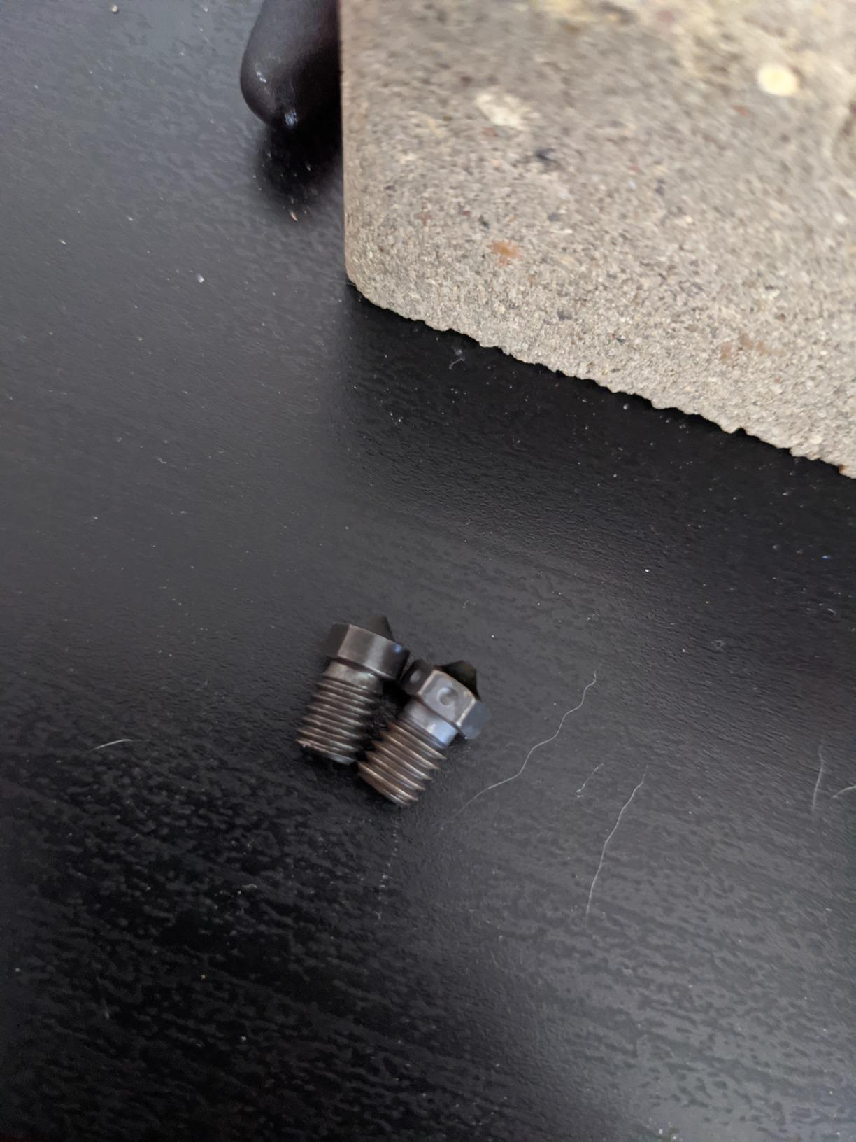 Genuine E3D Nozzle X - V6-1.75mm x 0.40mm (V6-NOZZLE-4TC-175-400) customer photo 1