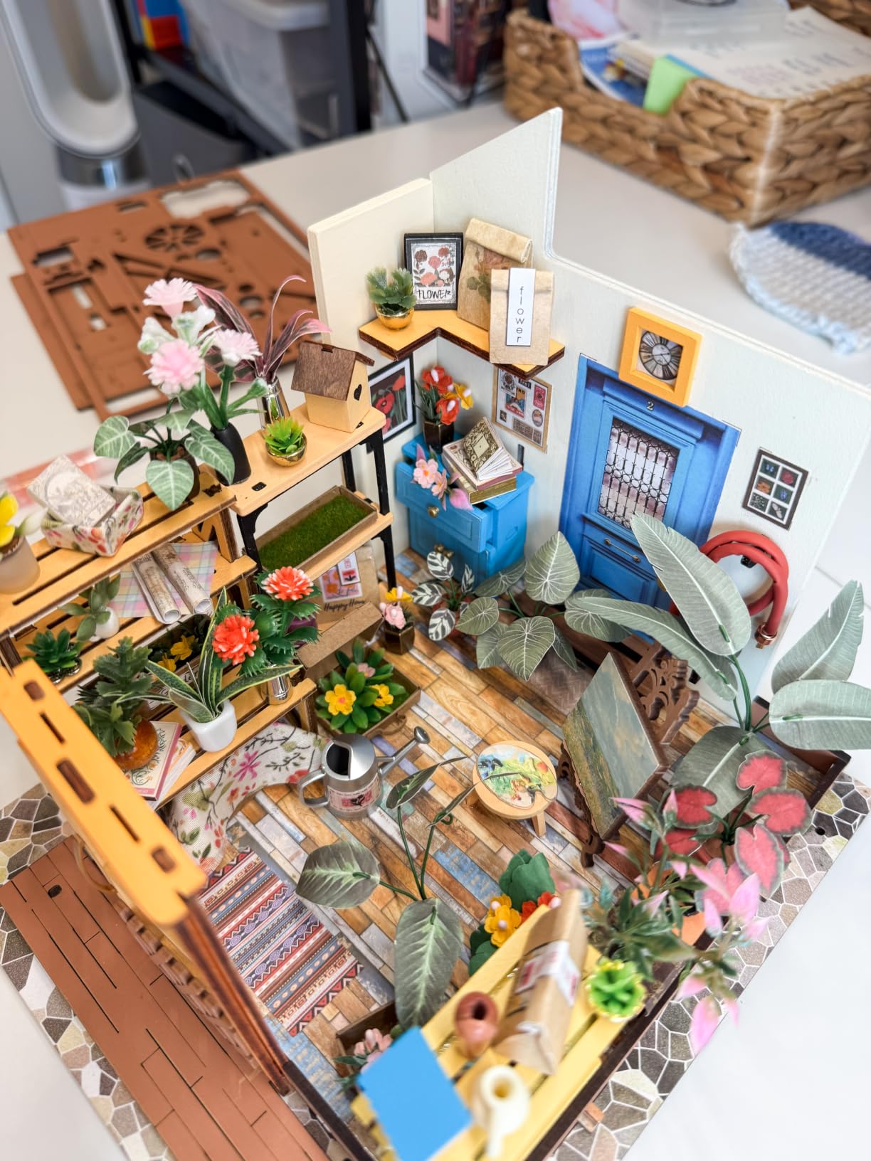 Rolife DIY Miniature Greenhouse Kits for Adults - Cathy's Flower House customer photo 2