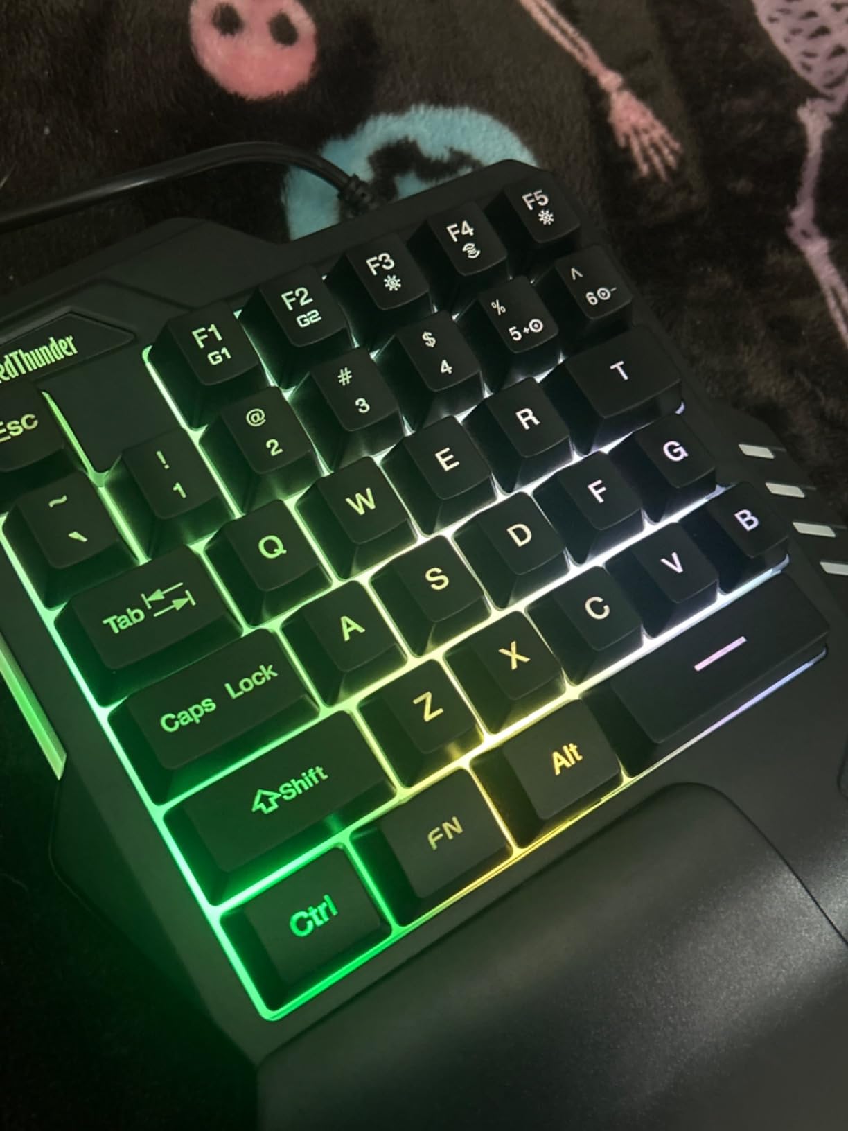 RedThunder One Handed Gaming Keyboard RGB Backlit 35 Keys Portable Mini Gaming Keypad Ergonomic Game Controller for PC Gamer customer photo 1