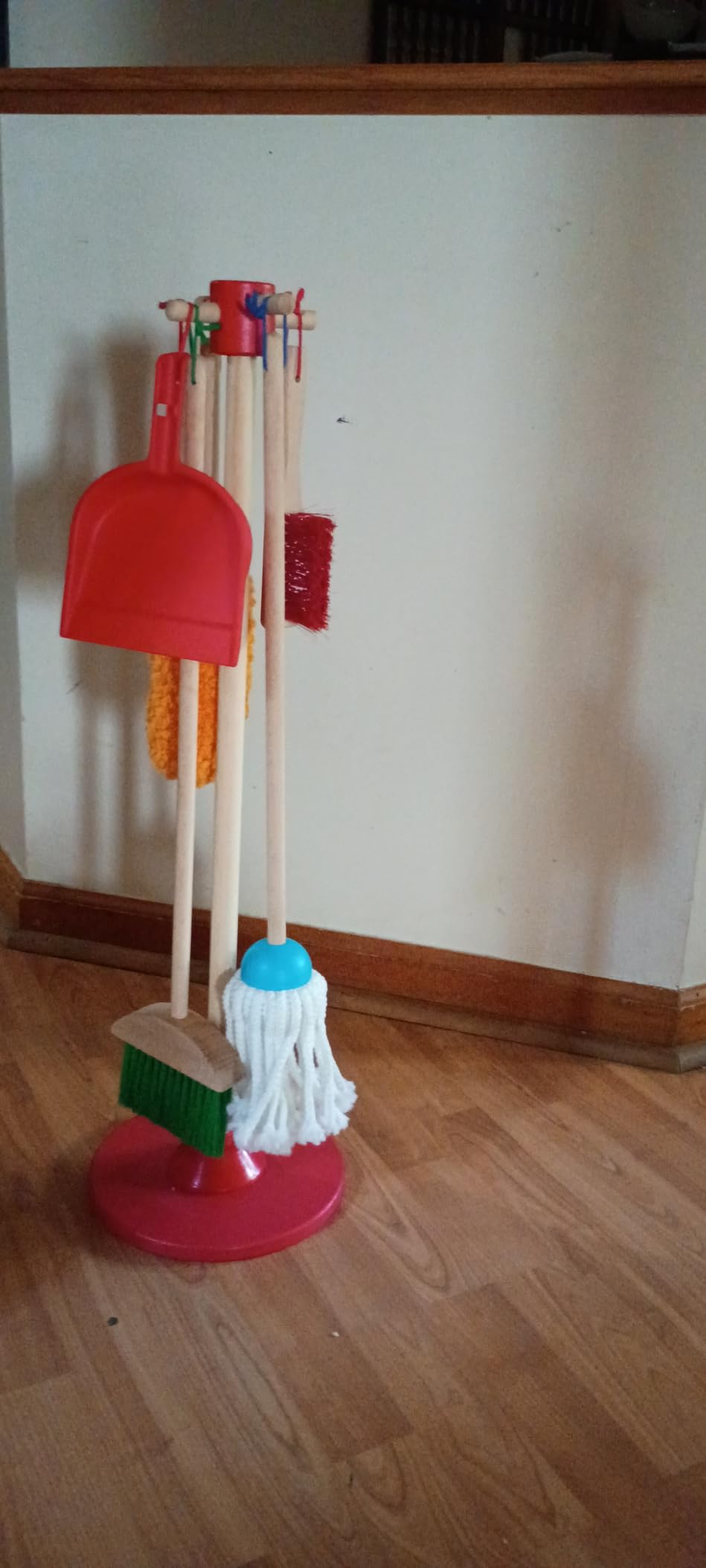 Melissa & Doug Dust Sweep Mop, 6-Pc. Toddler Cleaning Set with Kids Broom & Accessories, Preschool Learning Activities & Kids Toys for Girls & Boys 3+ customer photo 2