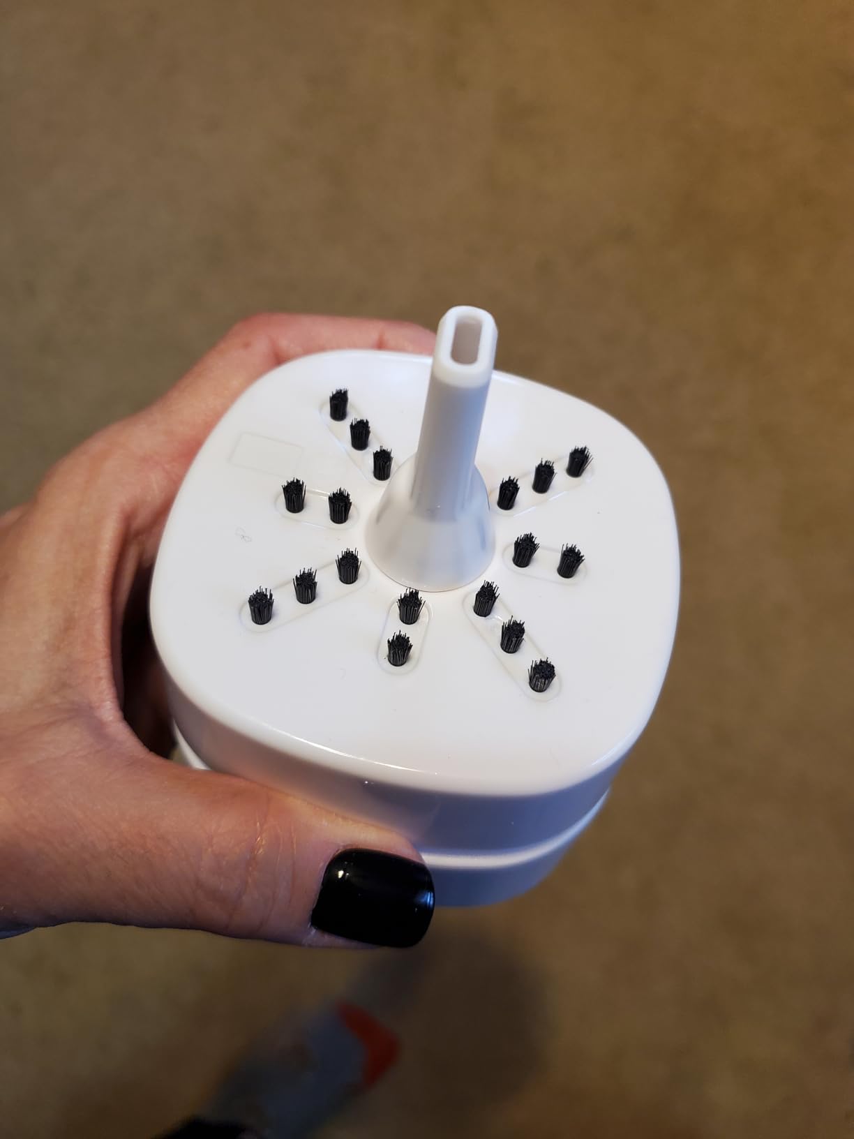 ODISTAR Mini Desktop Vacuum Cleaner for Table Dust (White AA Battery) customer photo 1