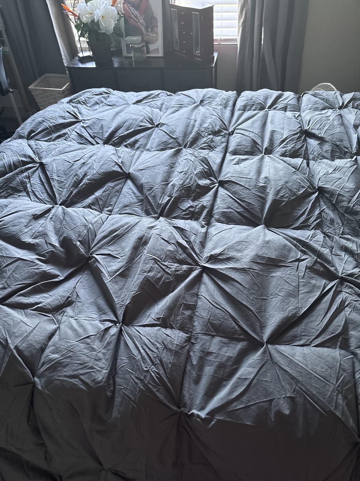 Three Geese Pinch Pleat Waterfowl Feathers and Down Comforter Queen Size Duvet Insert,750+ Fill Power,1200TC 100% Cotton, Premium All Seasons White Warm Hotel Comforter with 8 Tabs. customer photo 1