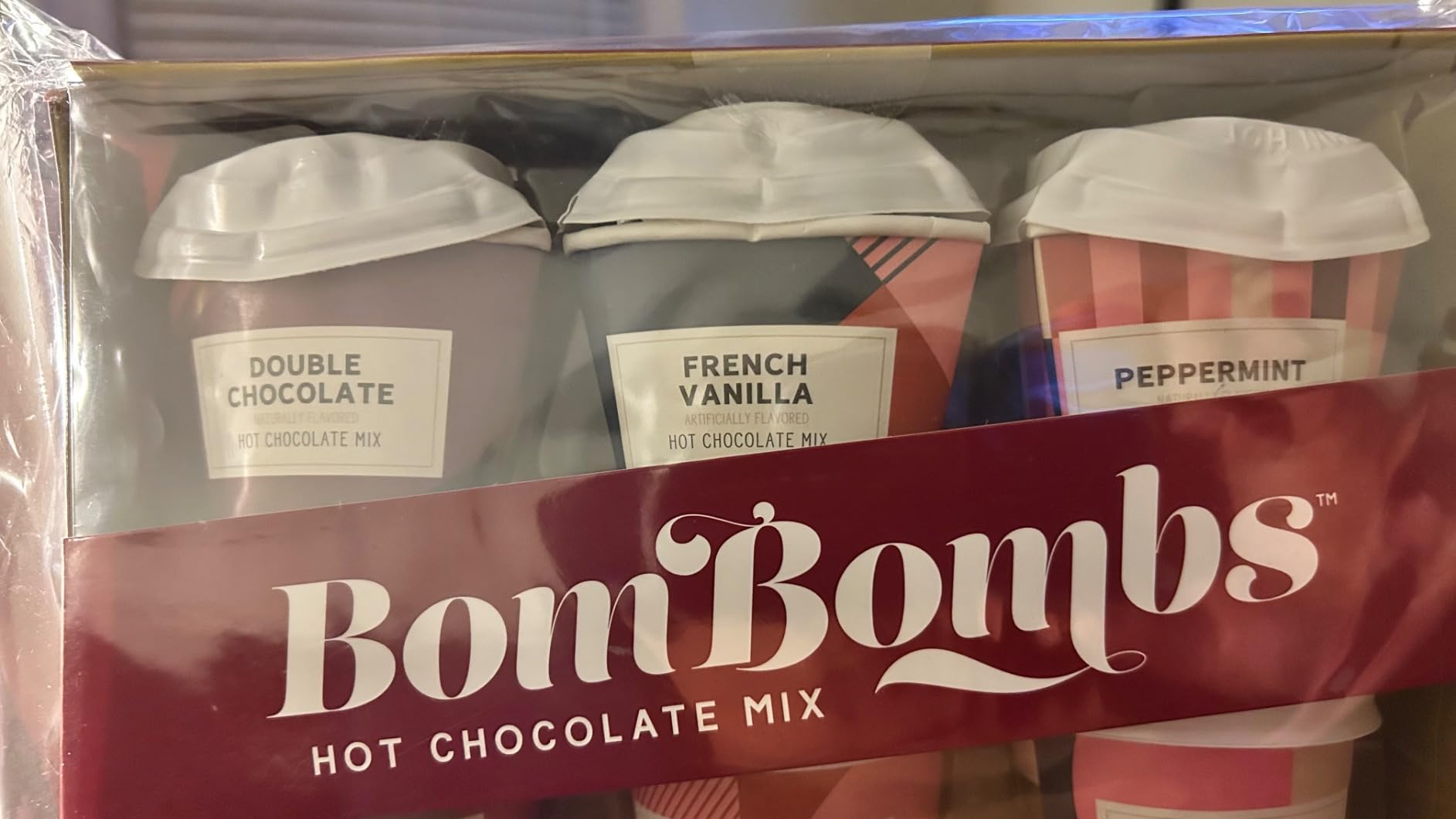 BomBombs Hot Chocolate Gift Set, Mini Cup Gift Box Collection, Set of 6 customer photo 1
