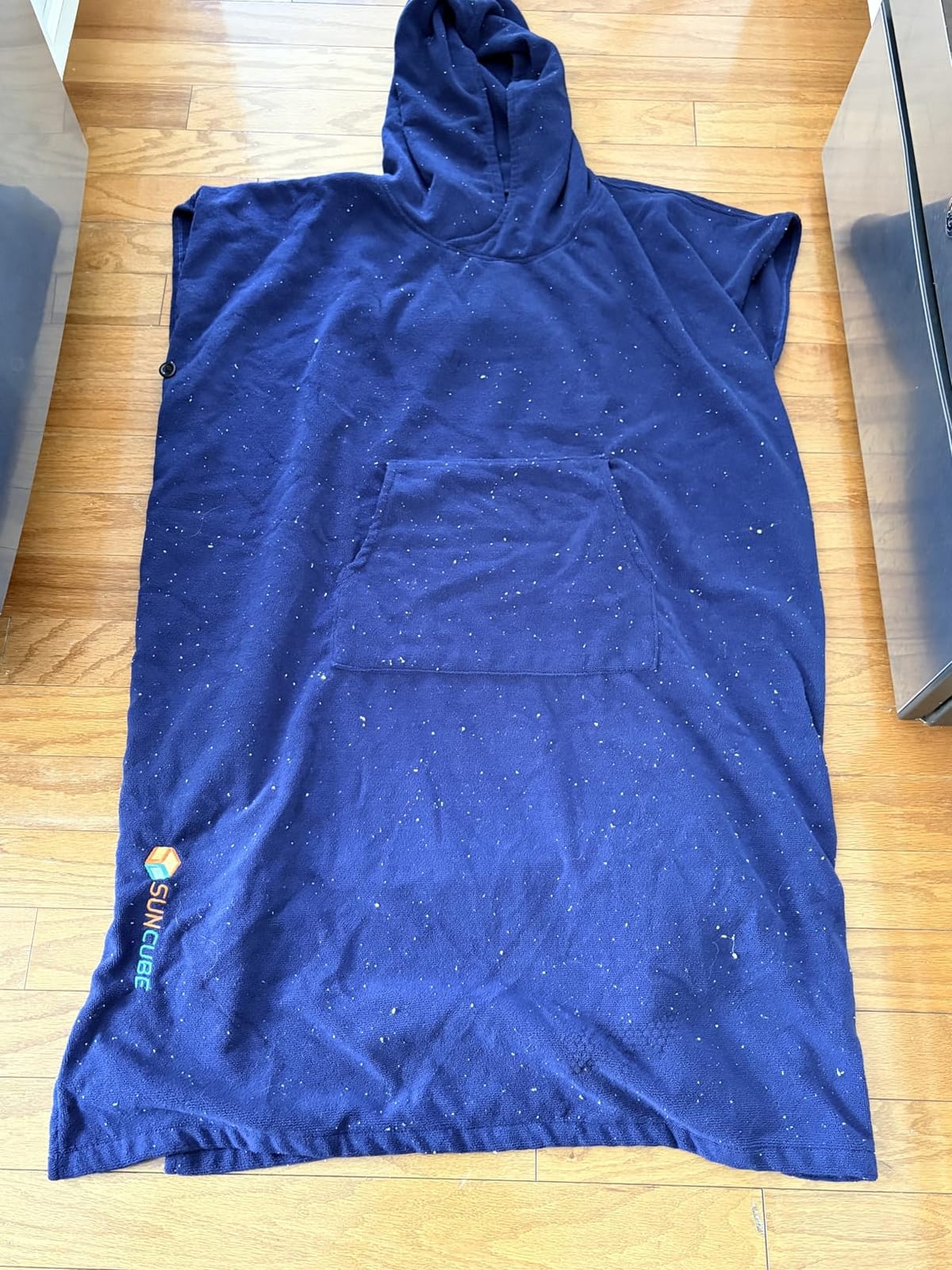 SUN CUBE Surf Poncho Changing Robe with Hood, Wetsuit Changing Hooded Towel customer photo 1