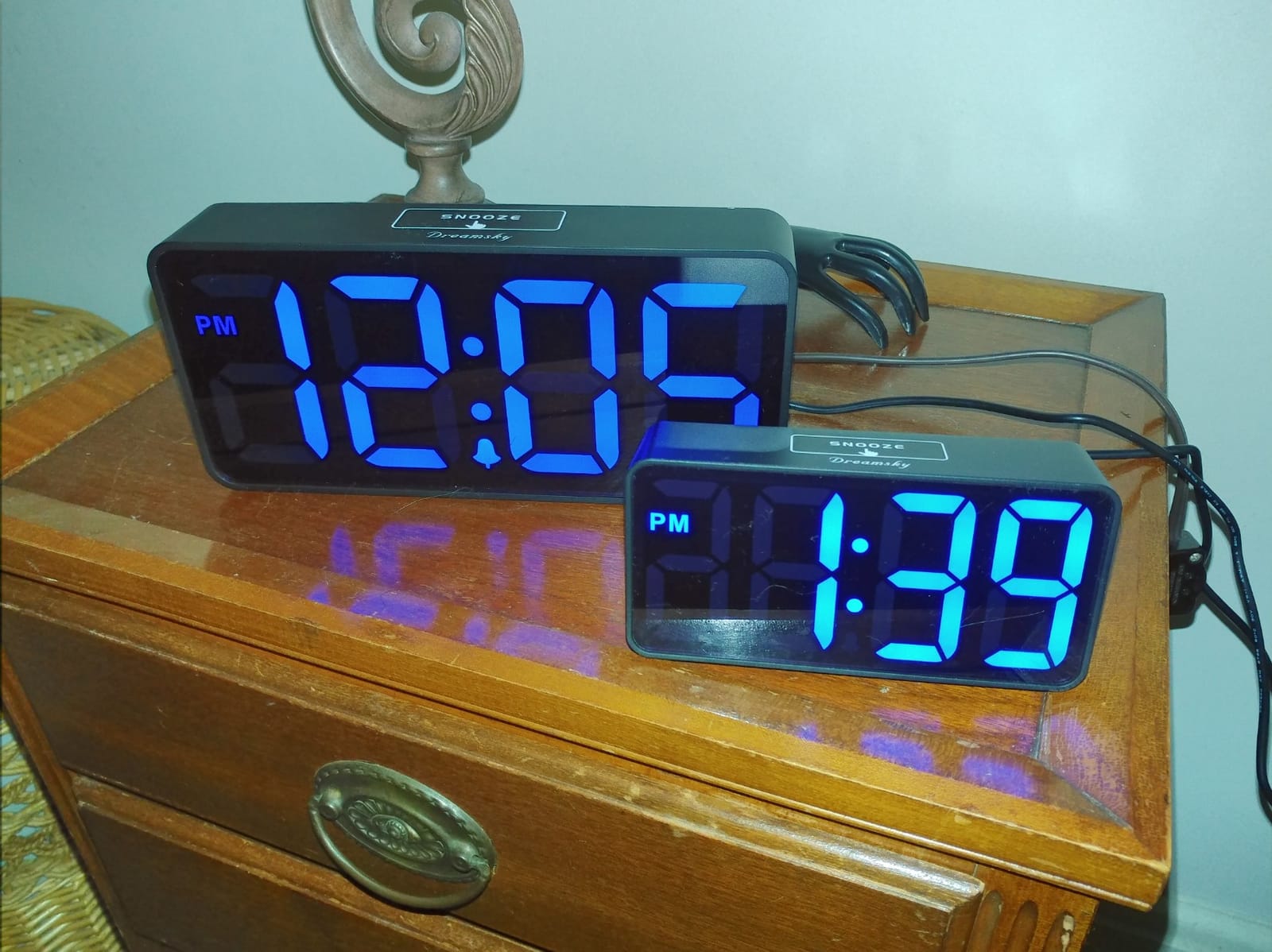 DreamSky Large Digital Alarm Clock Big Number for Seniors/Visually Impaired | 9 Inches Electric Clocks for Bedroom, Jumbo Display Fully Dimmable Brightness, USB Ports, Adjustable Alarm Volume customer photo 2