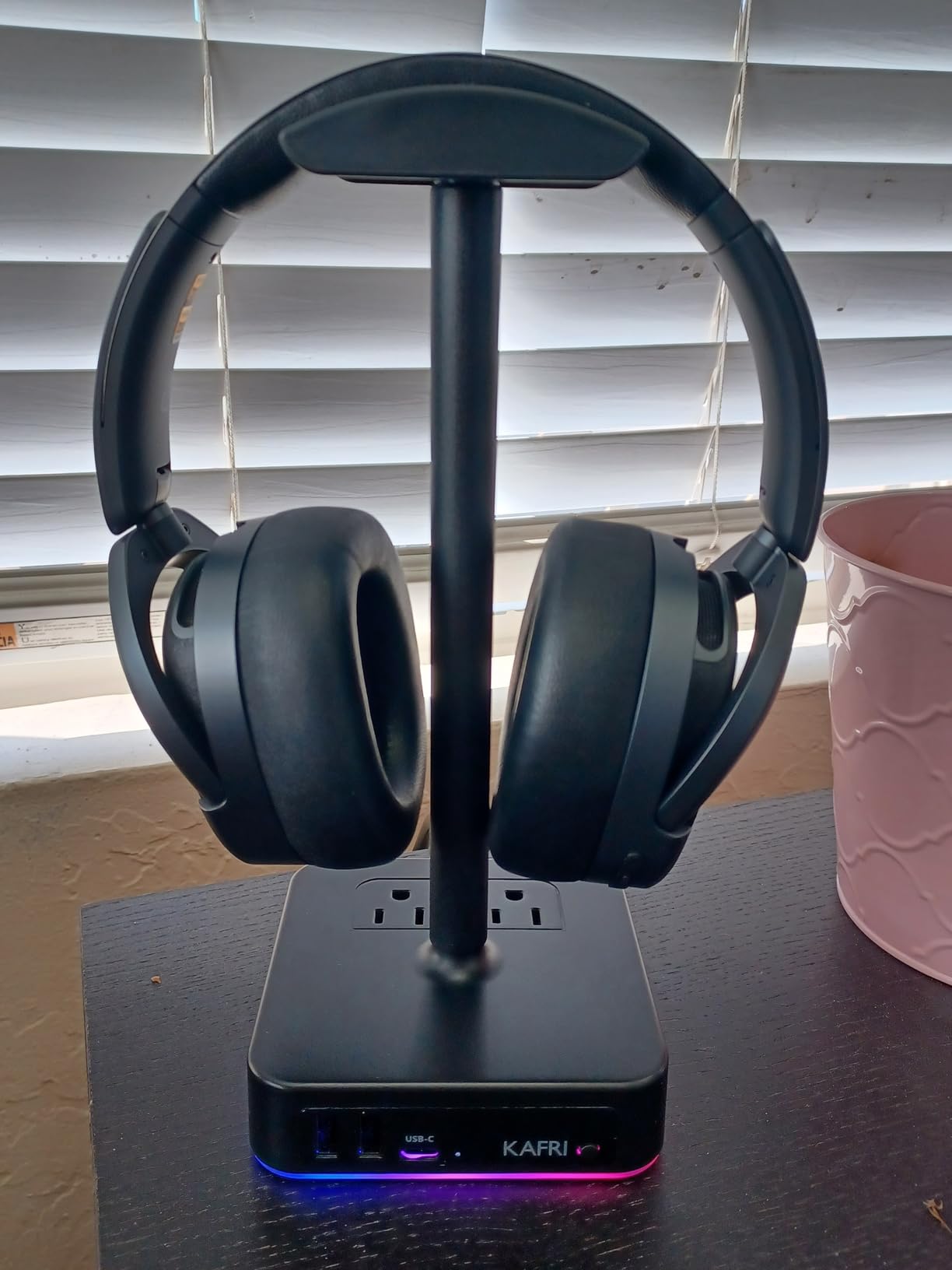 KAFRI RGB Headphone Stand with USB A&C Charger Desk Gaming Headset Holder Hanger Rack with 3 USB Charging Port and 2 Outlet - Suitable for Gamer Desktop Table Game Earphone Accessories Boyfriend Gifts customer photo 2