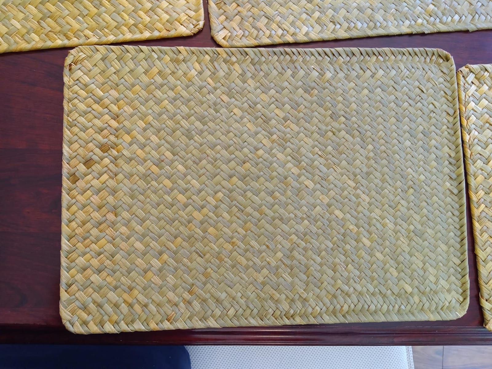 4 Pack Rectangular Woven Placemats, Natural Seagrass Place Mats, 17