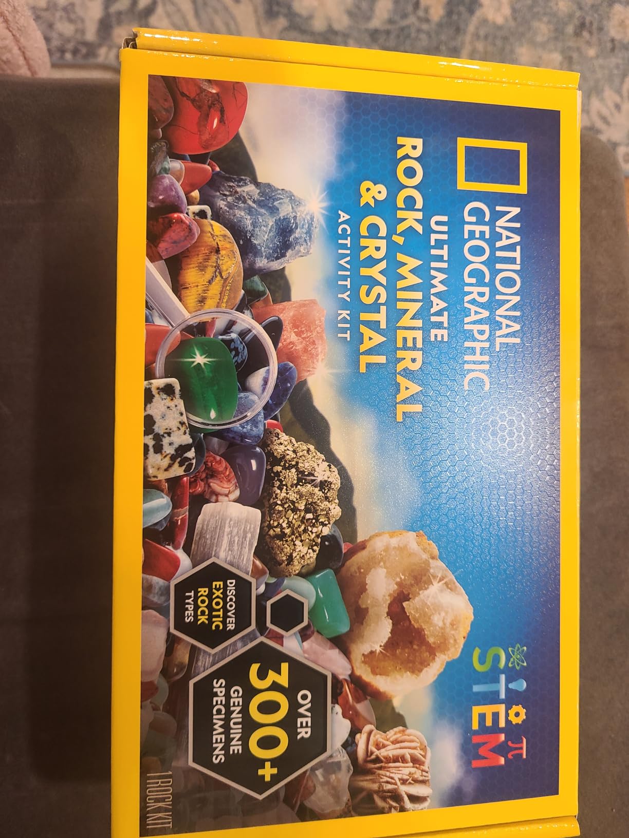 National Geographic Rock Collection with 300+ Gemstones and Minerals customer photo 1
