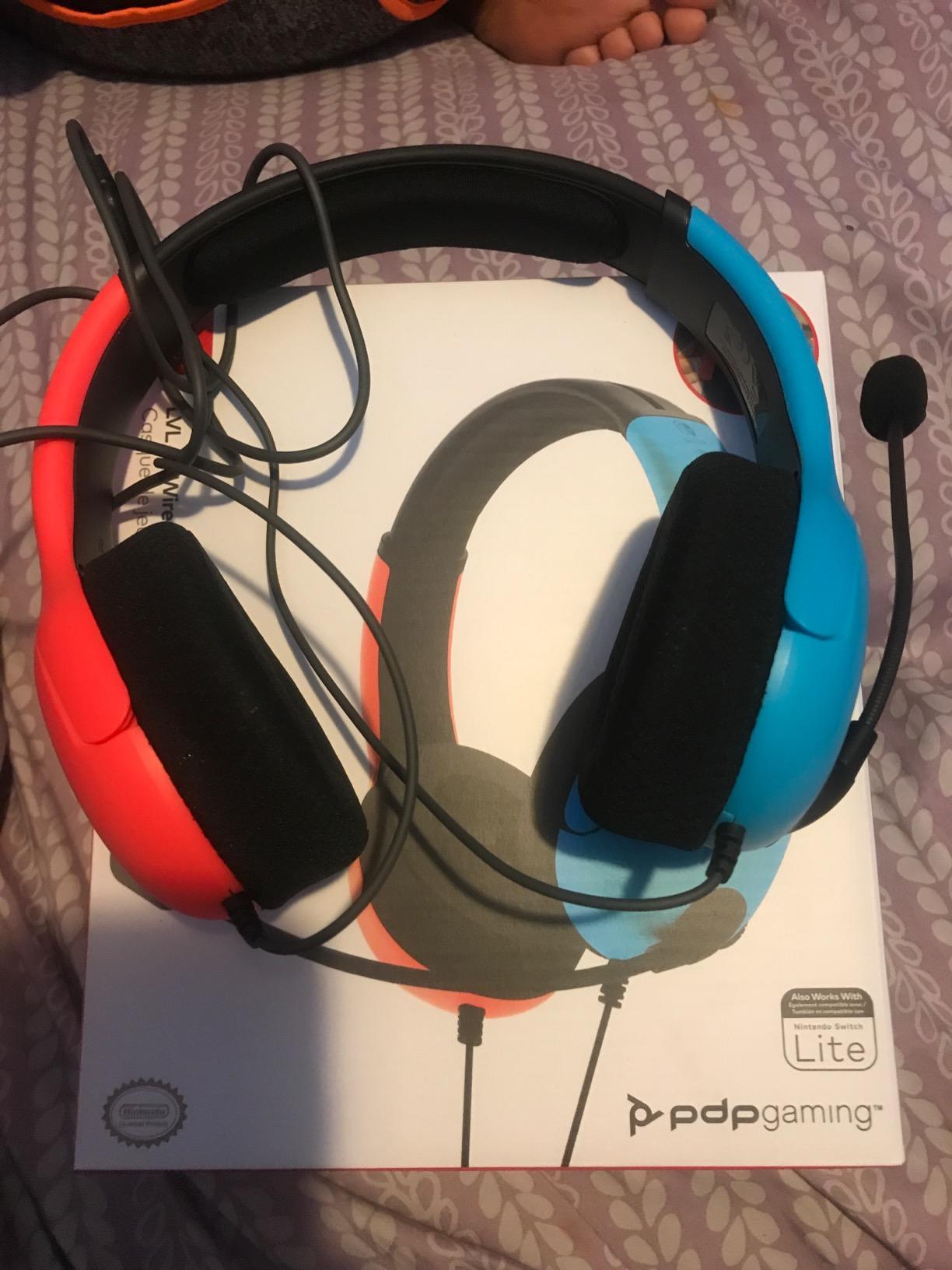 PDP Gaming LVL40 Airlite Stereo Headset for Nintendo Switch/Lite/OLED - Wired Power Noise Cancelling Microphone, Lightweight Soft Comfort On Ear Headphones (Mario Neon - Red & Blue) customer photo 1