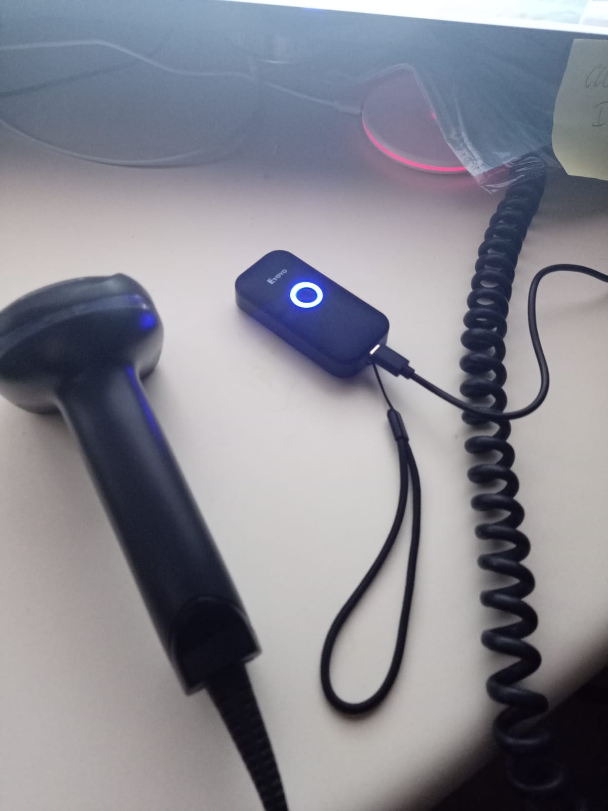 Eyoyo Mini 1D Bluetooth Barcode Scanner | 3-in-1 Bluetooth & USB Wired & 2.4G Wireless, Portable Bar Code Reader customer photo 1