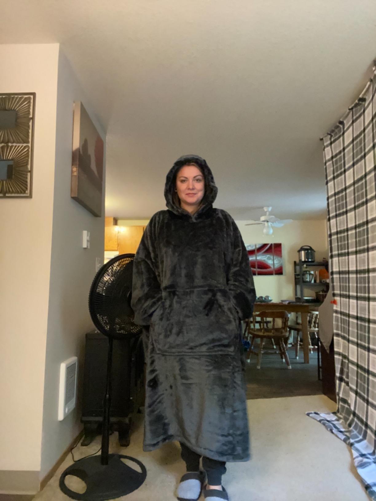 Waitu Wearable Blanket Sweatshirt Gifts for Women and Men, Warm and Cozy Giant Blanket Hoodie, Thick Flannel Hooded Blanket with Sleeves and Giant Pocket - Dark Gray customer photo 1
