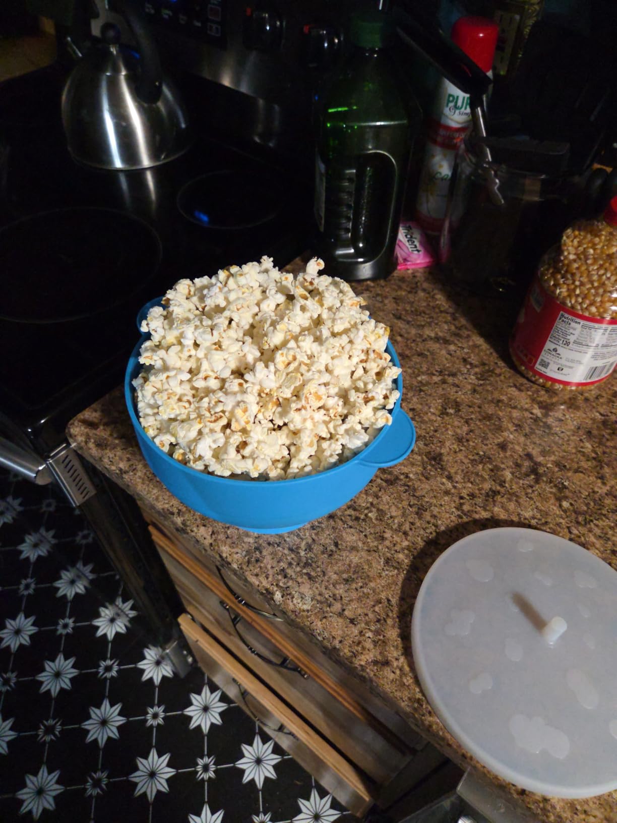 The Original Proper Popper Microwave Popcorn Popper, Silicone Popcorn Maker, Collapsible Bowl BPA Free & Dishwasher Safe - (Turquoise) customer photo 1