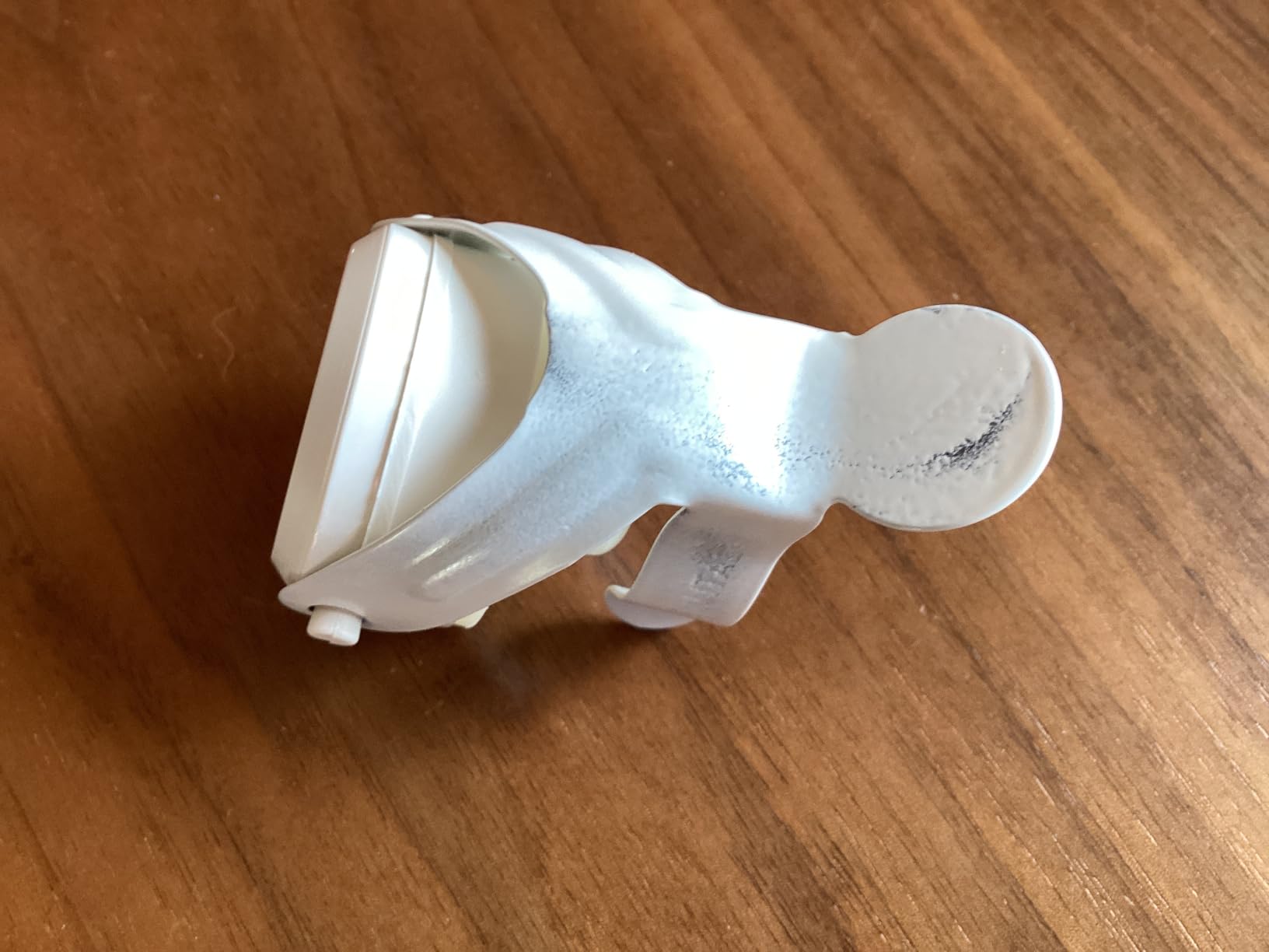KLOVEO Champagne Stoppers - WAF Patented Seal - Made in Italy customer photo 2