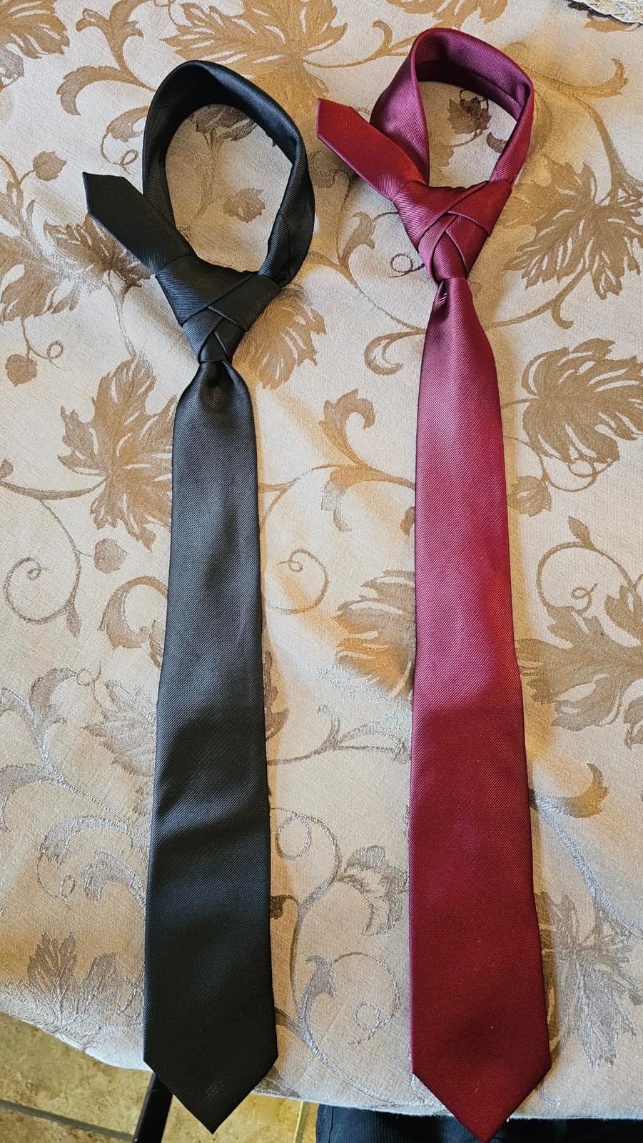 RBOCOTT Solid Color Tie Formal Necktie for Men customer photo 2