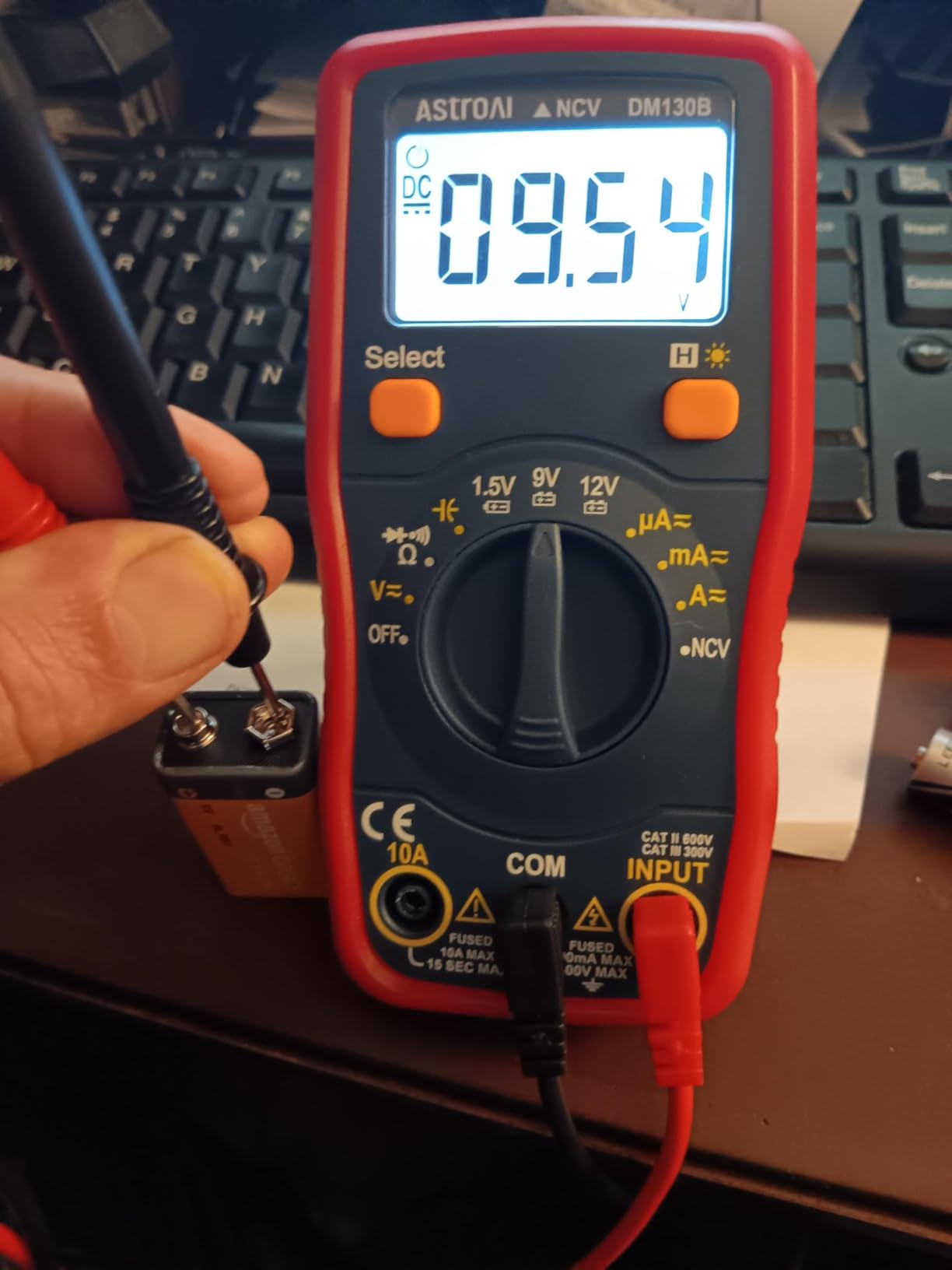 AstroAI DM130B Multimeter, 4000 Counts, Auto-Ranging, Capacitance Testing customer photo 2