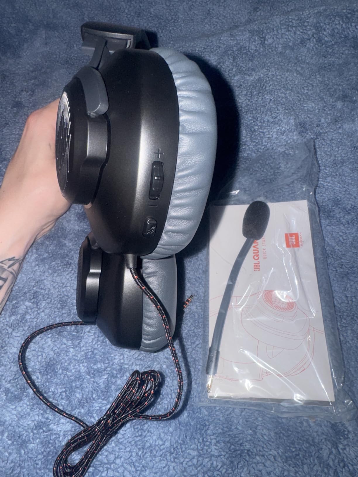 JBL Quantum 100 - Wired Over-Ear Gaming Headphones - Black, Large customer photo 1