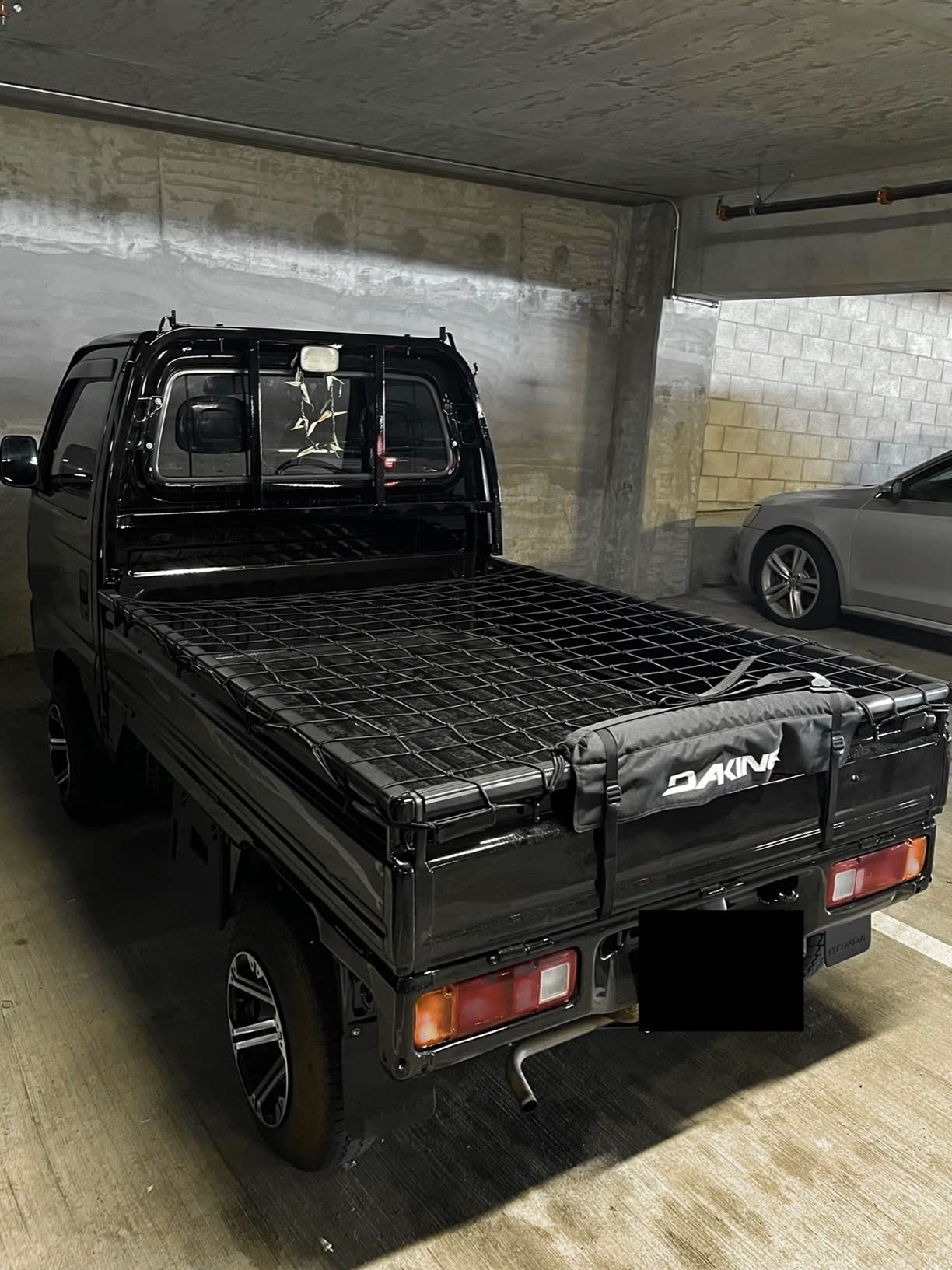 Dakine TAILGATE SURF PAD - BLACK customer photo 2