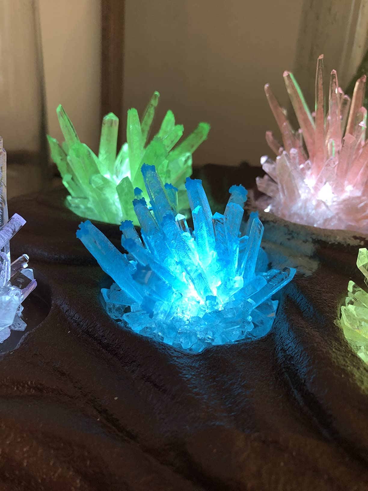 National Geographic Mega Crystal Growing Kit with 6 Crystals for Kids 8-12 customer photo 1