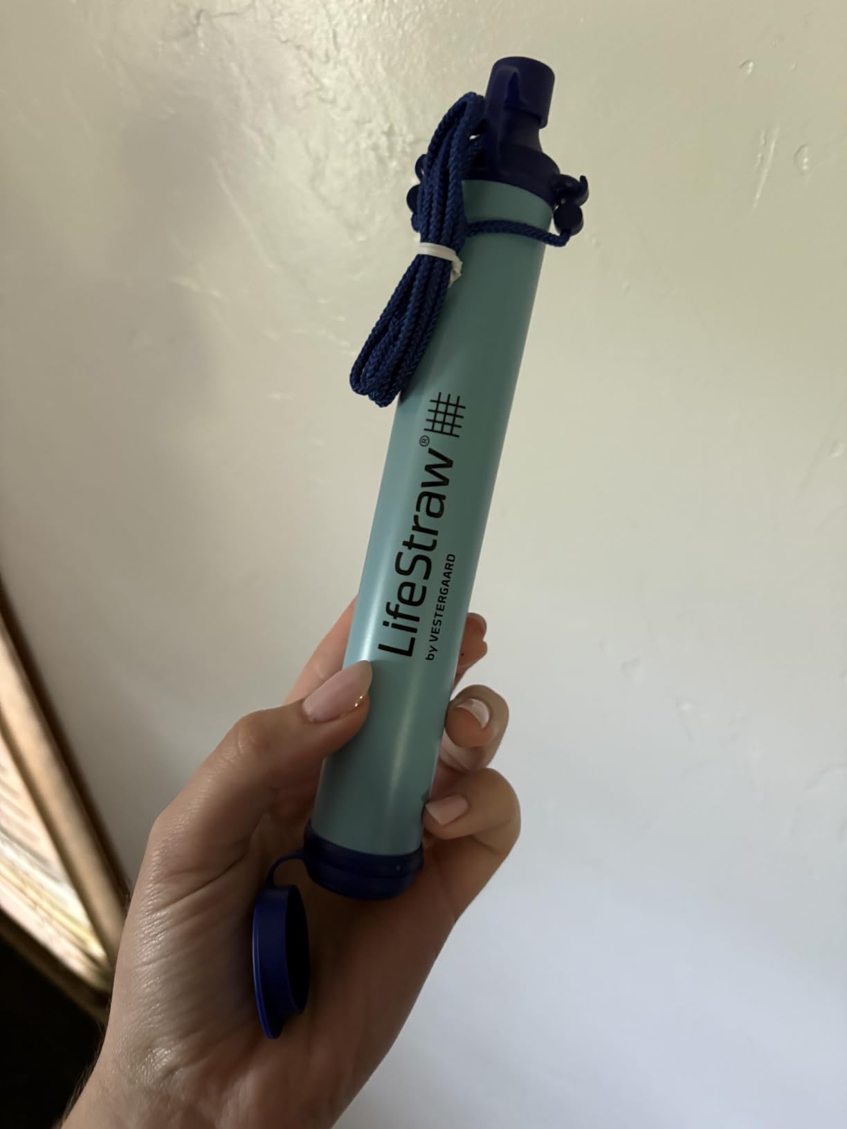 LifeStraw Personal Water Filter for Hiking, Travel and Emergency, Green, 1PK customer photo 2