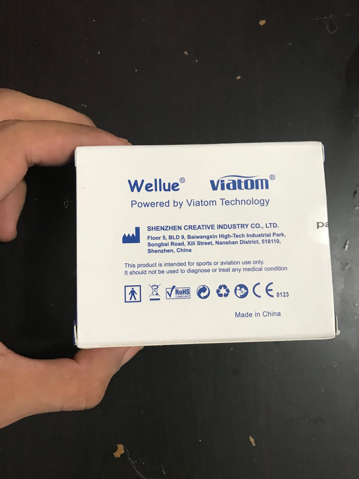 Wellue Fingertip Pulse Oximeter, Blood Oxygen Saturation Monitor with Batteries, Carry Bag & Lanyard for Wellness Use customer photo 1