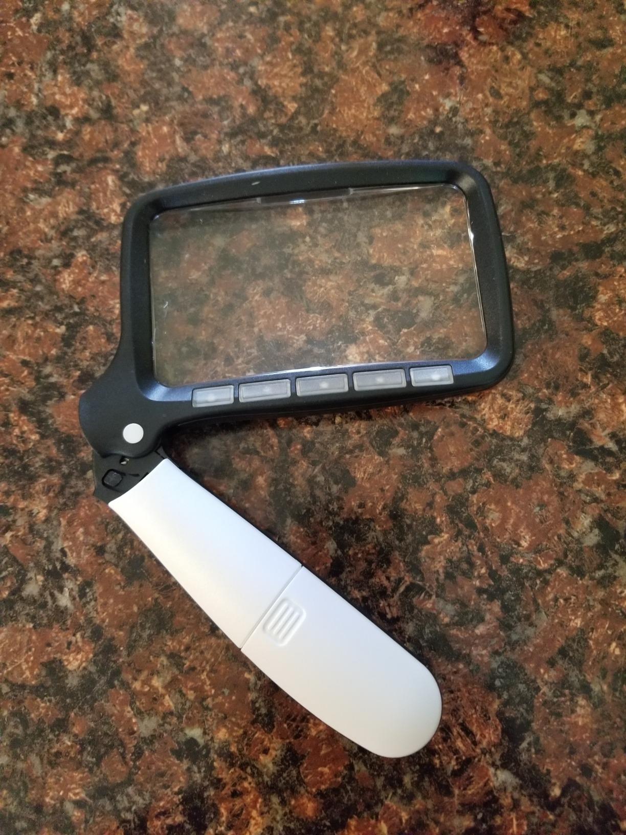Folding Handheld Magnifying Glass with Light, 5X Large Rectangle Reading Magnifier with Dimmable LED for Seniors with Macular Degeneration, Newspaper, Books, Small Print, Lighted Gift for Low Visions customer photo 1