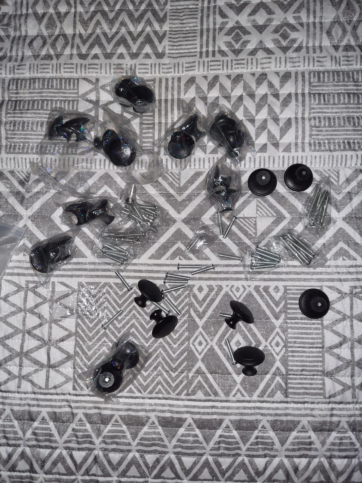 30 Packs Kitchen Cabinet Knobs Brushed Silver-Pull Hardware Handle,Drawer Knobs for Cupboard Door Drawer with Long Short Screws customer photo 1