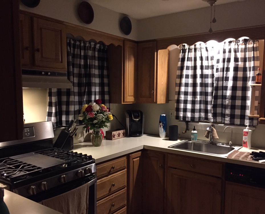 Buffalo Check Kitchen Tier Curtain 30 inches Long Plaid Gingham Rod Pocket Classic Cafe Curtains Country Farmhouse Kitchen Half Window Curtains 2 Panels Beige & White customer photo 1