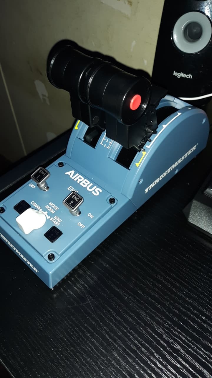 Thrustmaster TCA Quadrant Airbus Edition Flight Sim Throttle - PC customer photo 1