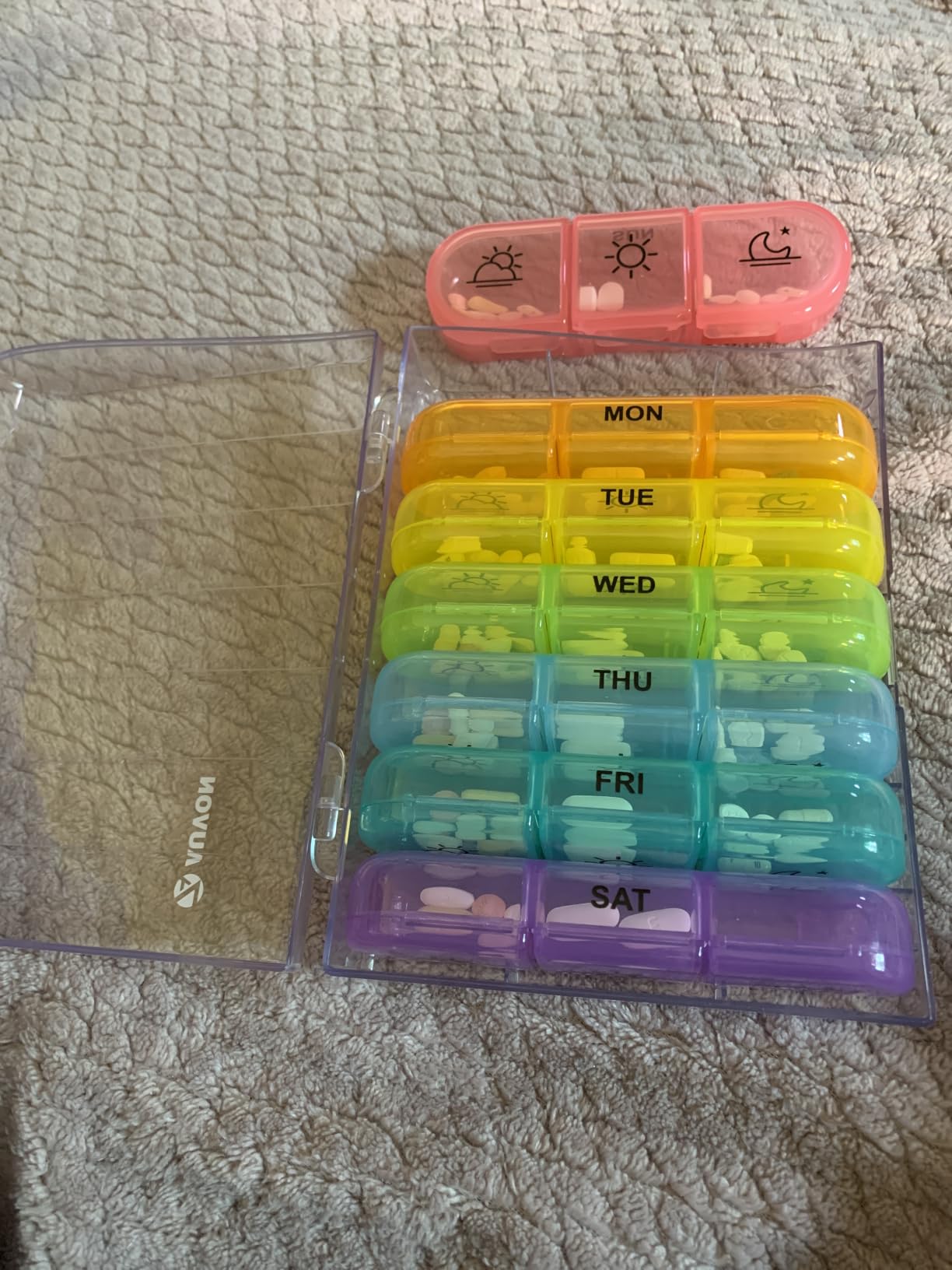 AUVON Weekly Pill Organizer 3 Times a Day, Color-Coded for Easy Tracking | Large 7 Day Pill Box 3 Times a Day, Portable Pill Case for Medication, Vitamins, Fish Oil and Supplements, Dual Protection customer photo 2
