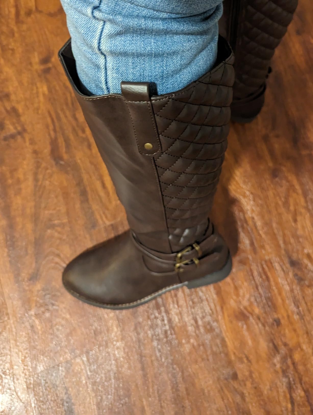Vepose Women's Knee High Riding Boots with Buckle and Inside Zipper | Casual fashion boots, smooth tall shaft, round toe, low block heel and cushioned insole for jeans, skirts and work looks customer photo 1