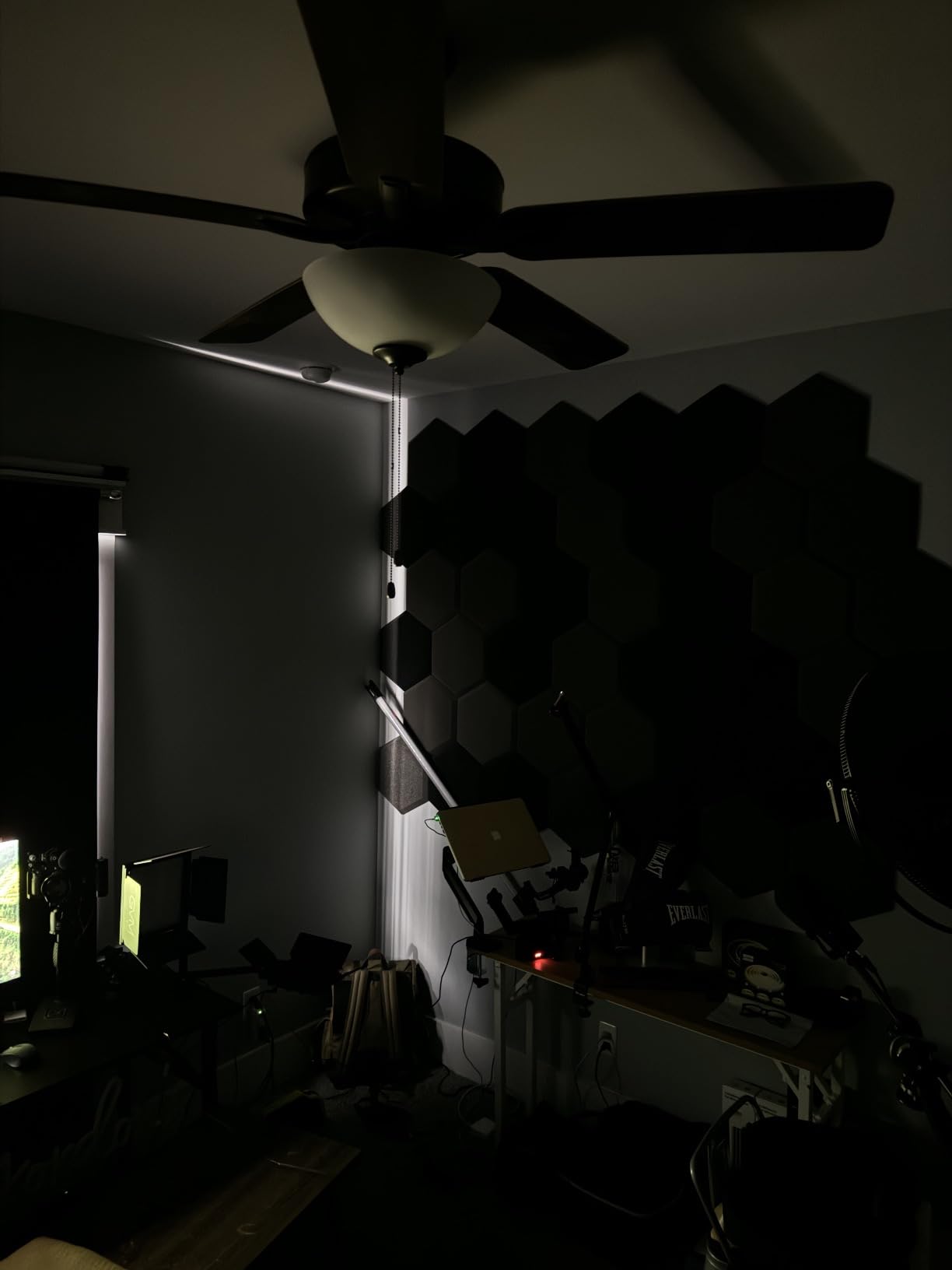 GVM 80W Photo Studio Lighting Kit, LED Video Light with Bowen Mount 23.6