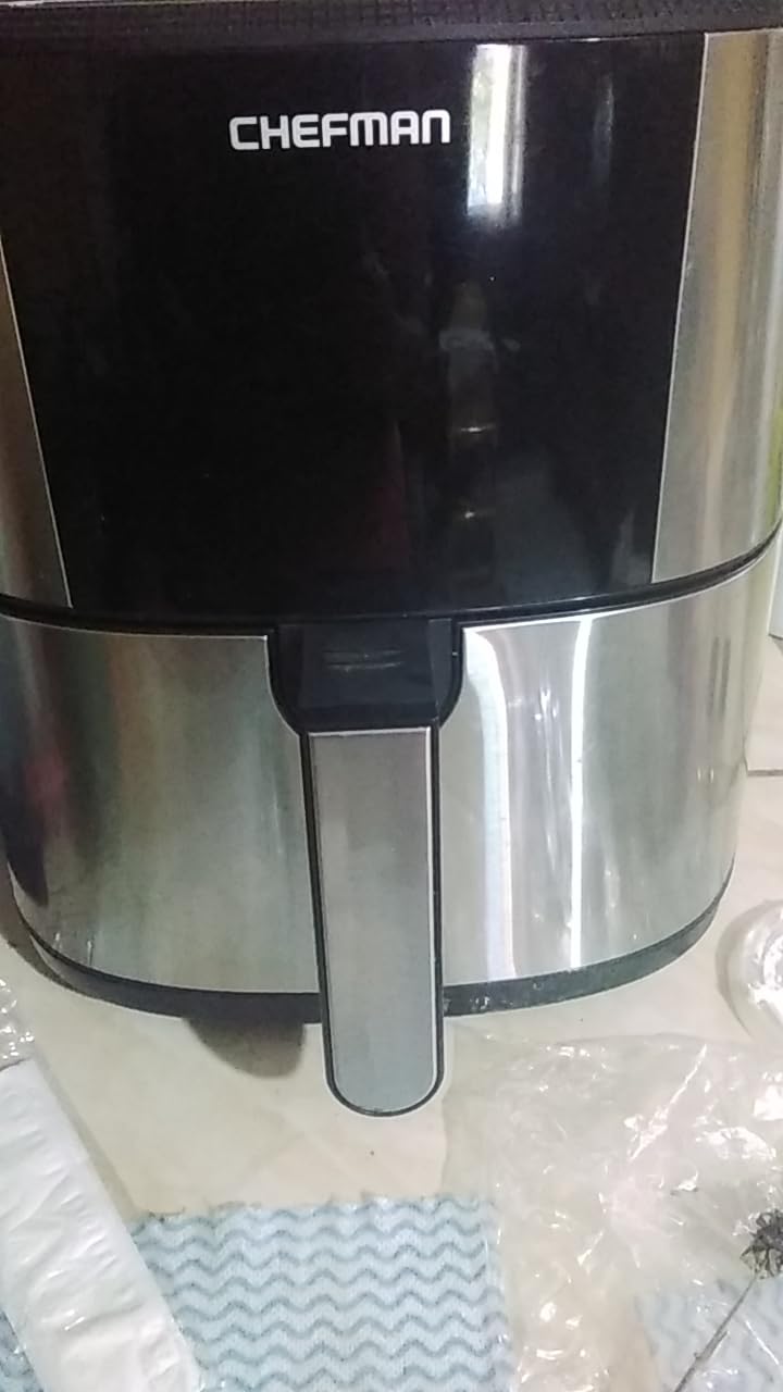 Chefman Air Fryer 8 Qt | TurboFry® 4-in-1 with 450°F Hi-Fry Option for Crispier Results | Bake, Dehydrate, Frozen | XL Nonstick Dishwasher-Safe Basket | Stainless Steel customer photo 2
