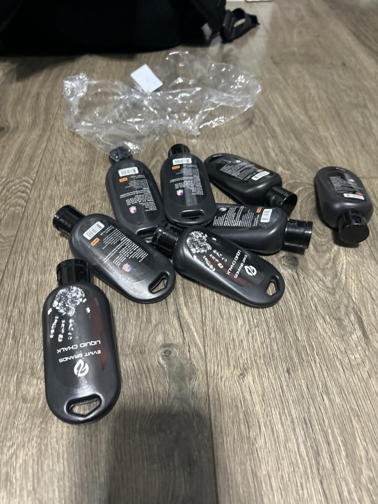 EVMT Brands Liquid Chalk, Mess Free Gym Chalk for Weightlifting, Gymnastics, Rock Climbing, Dancing. Sweat Resistant and Long Lasting for Stronger Grip. customer photo 2