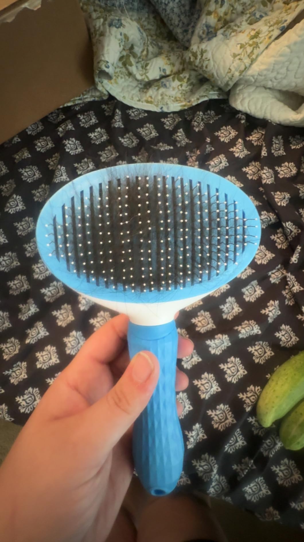 Depets Self Cleaning Slicker Brush, Dog Cat Bunny Pet Grooming Shedding Brush - Easy to Remove Loose Undercoat, Pet Massaging Tool Suitable for Pets with Long or Short Hair customer photo 1
