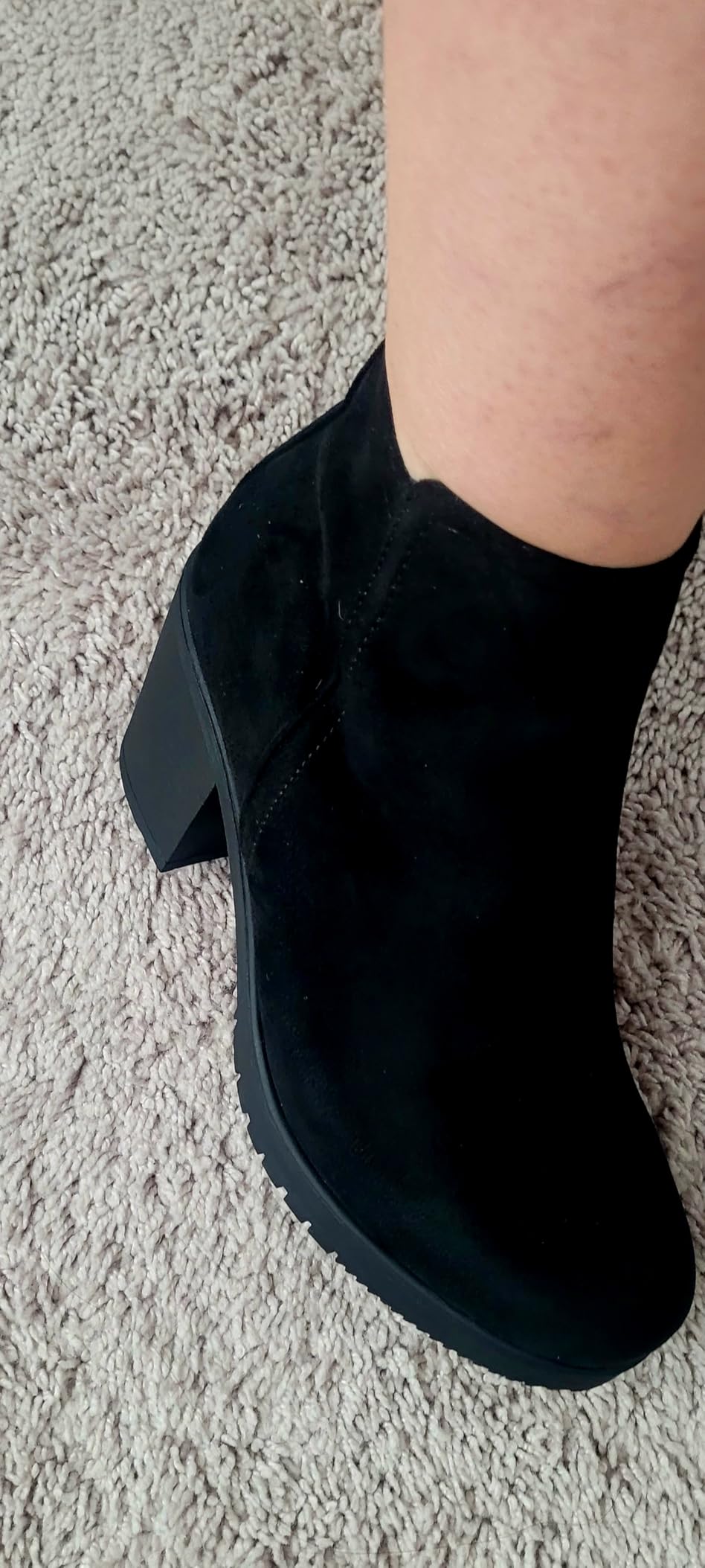 DREAM PAIRS Women's Block Heel Ankle Booties customer photo 1