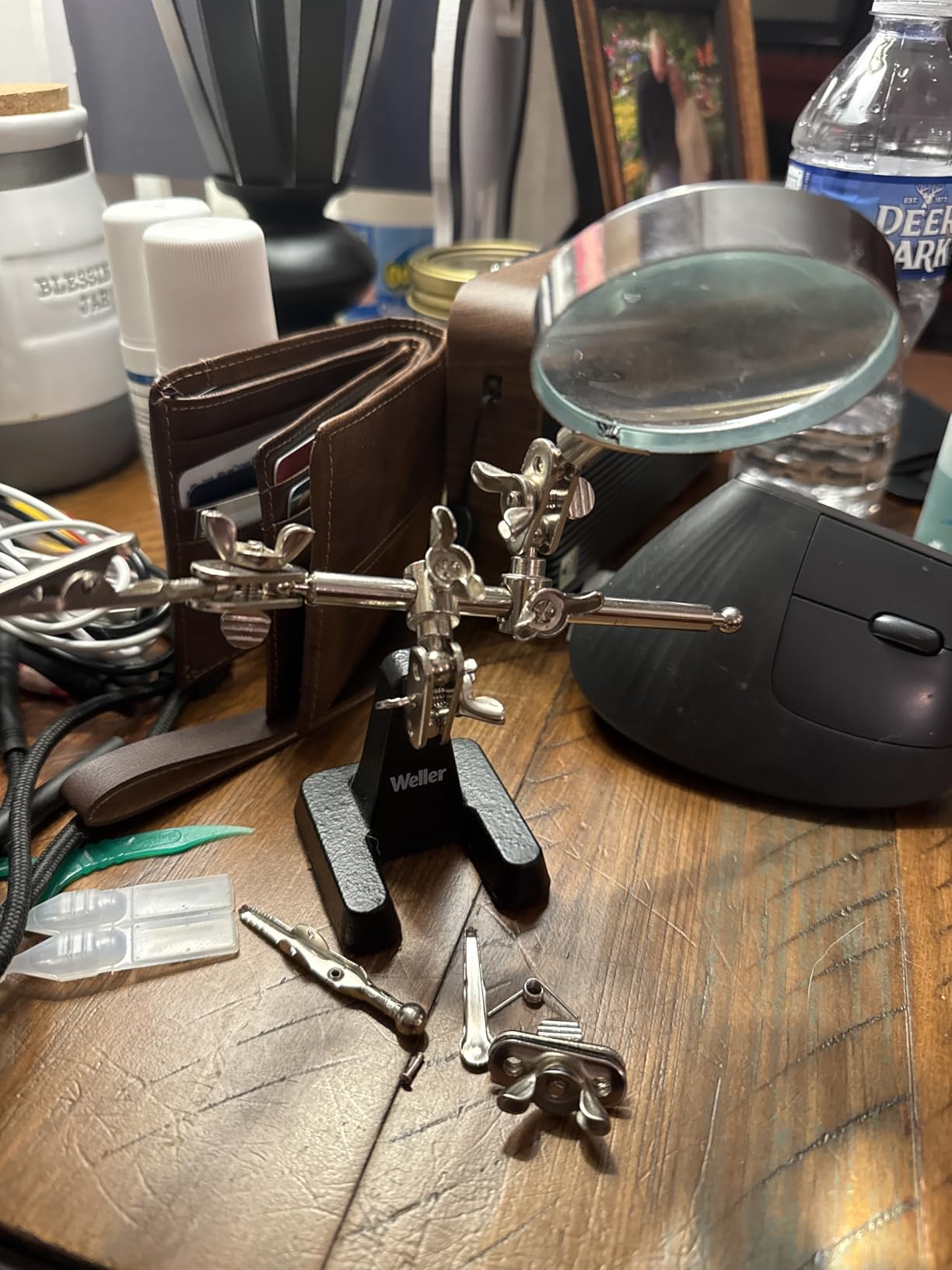 Weller Genuine Helping Hands with Magnifier | WLACCHHB-02 customer photo 2
