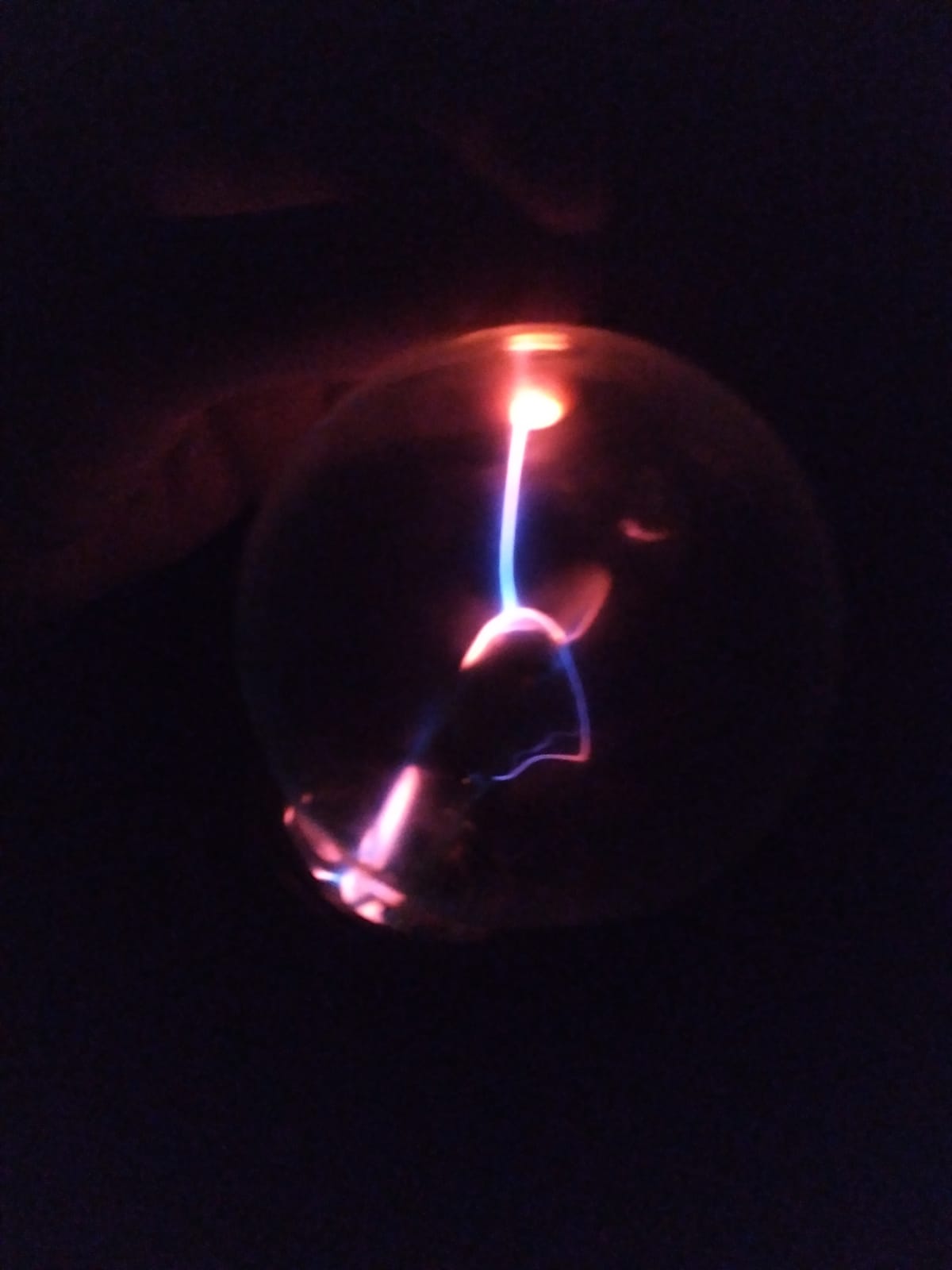 Plasma Ball/Light/Lamp, Static Electricity Globe Electric Lightning Ball, Touch Sensitive, USB Powered, Amazing Gift for Parties, Birthday and Holiday, 3 Inch, for Age Over 14 Years Old customer photo 1