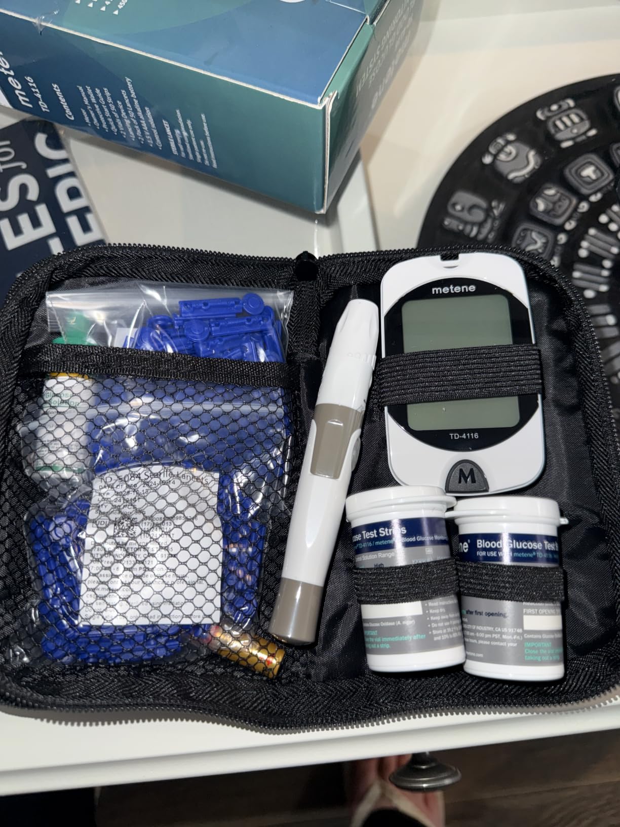 Metene TD-4116 Blood Glucose Monitor Kit, 100 Glucometer Strips, No Coding | 100 Lancets & Control Solution & Lancing Device, Blood Sugar Monitor Large Display, Blood Sugar Test Kit for Home Use customer photo 1