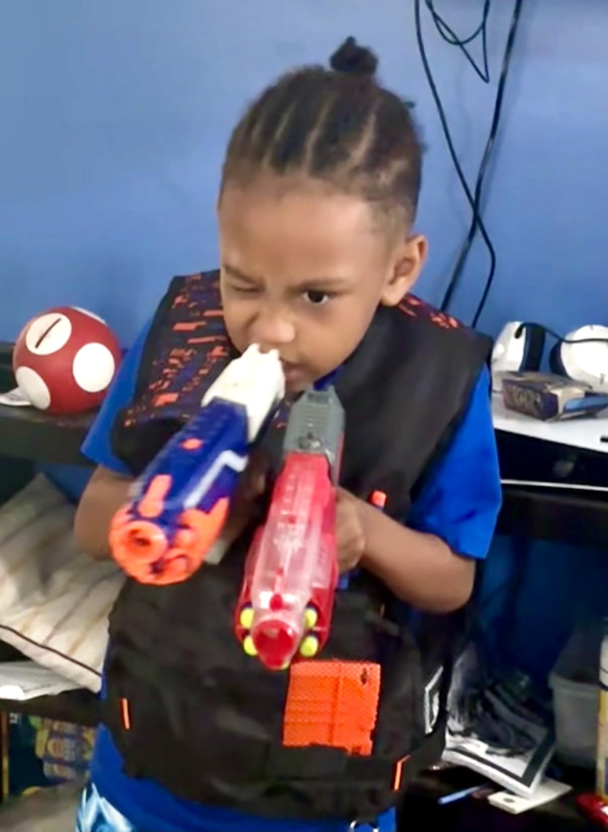 Nerf Elite Disruptor Blaster Reflex, Slam Fire, Blue (Amazon Exclusive) customer photo 1