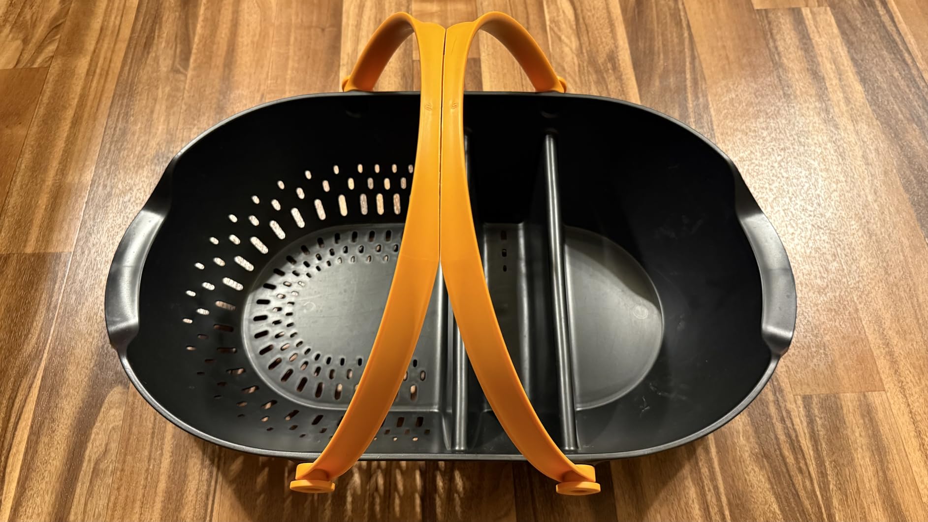 Fiskars Garden Harvest Basket with Tool Caddy, Container for Gardening customer photo 1