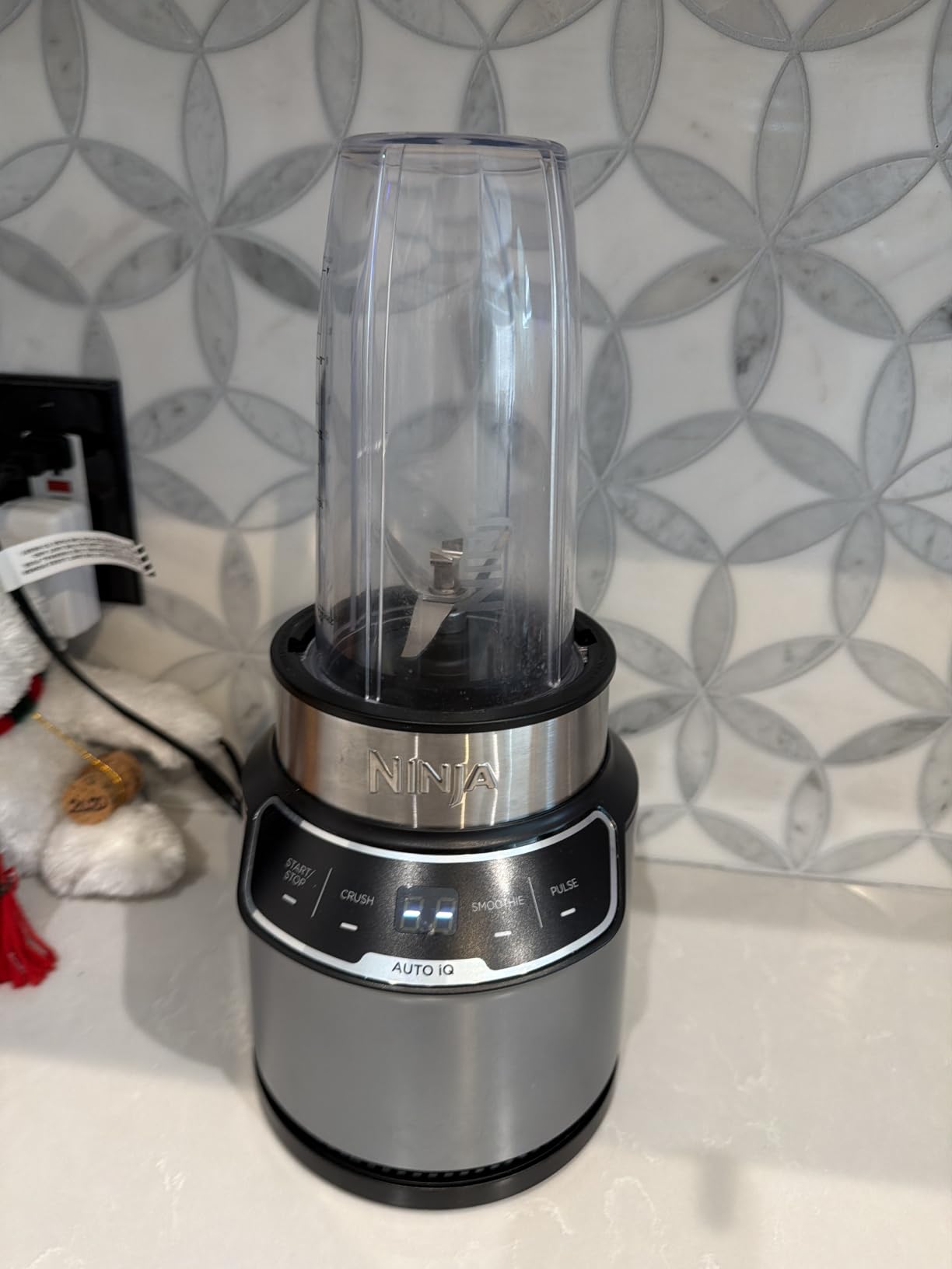 Ninja Nutri-Blender Pro with Auto iQ, 1100PW, (2) 24oz Cups, BN401 customer photo 1