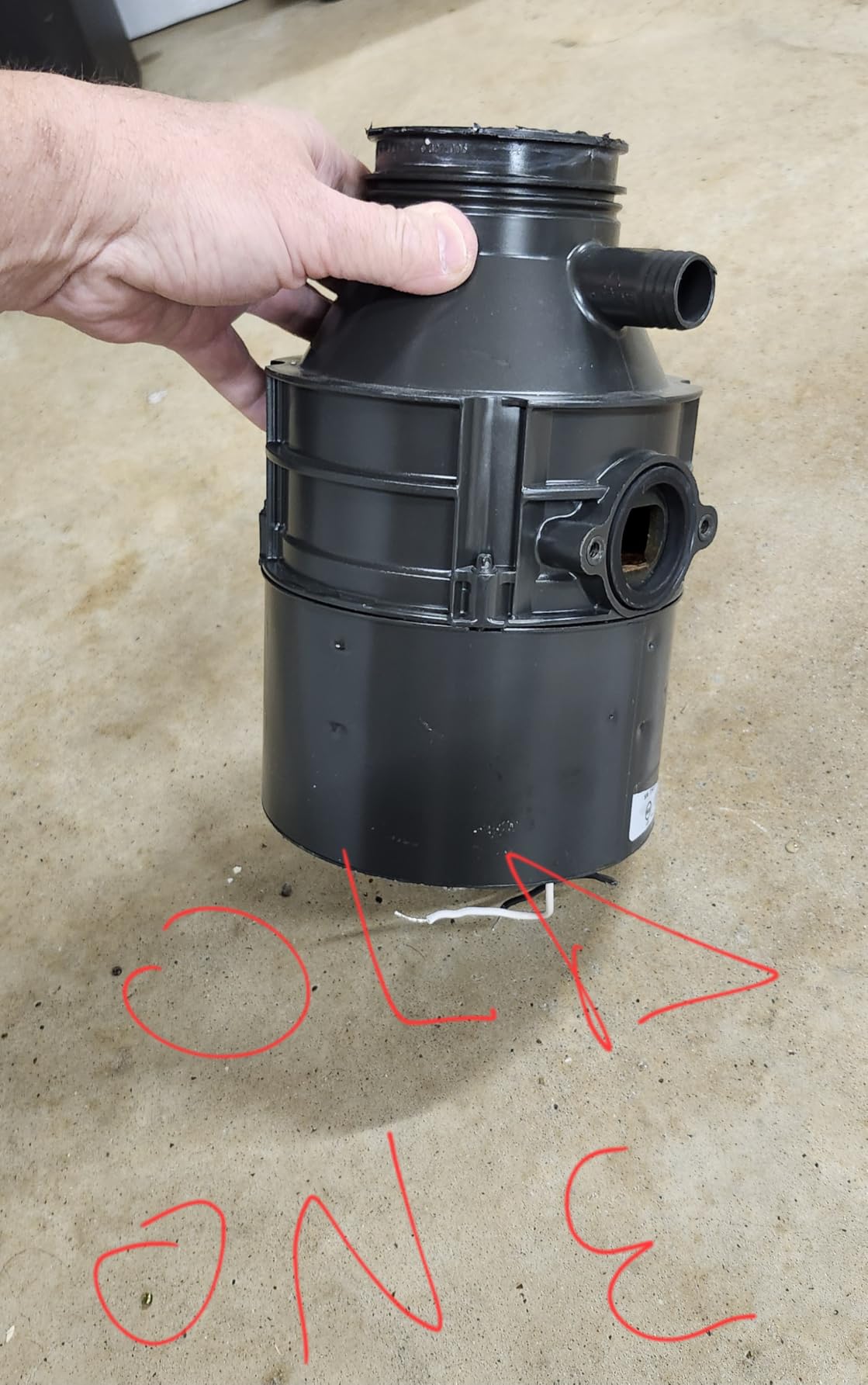 Frigidaire 1.25 HP Corded Garbage Disposal for Kitchen Sinks | FF13DISPC1 customer photo 1