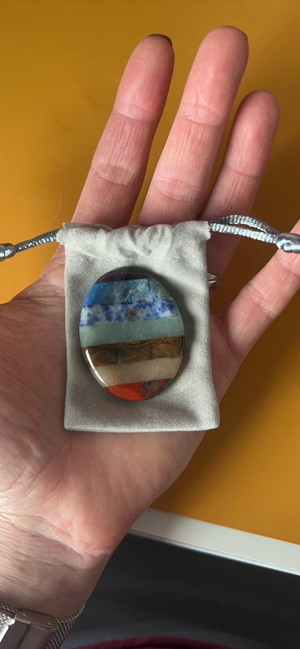 SHARKOOO Thumb Worry Stone for Anxiety, 7 Chakra Crystals Healing Stones, Oval Chakra Worry Stone, Meditation Crystal customer photo 2