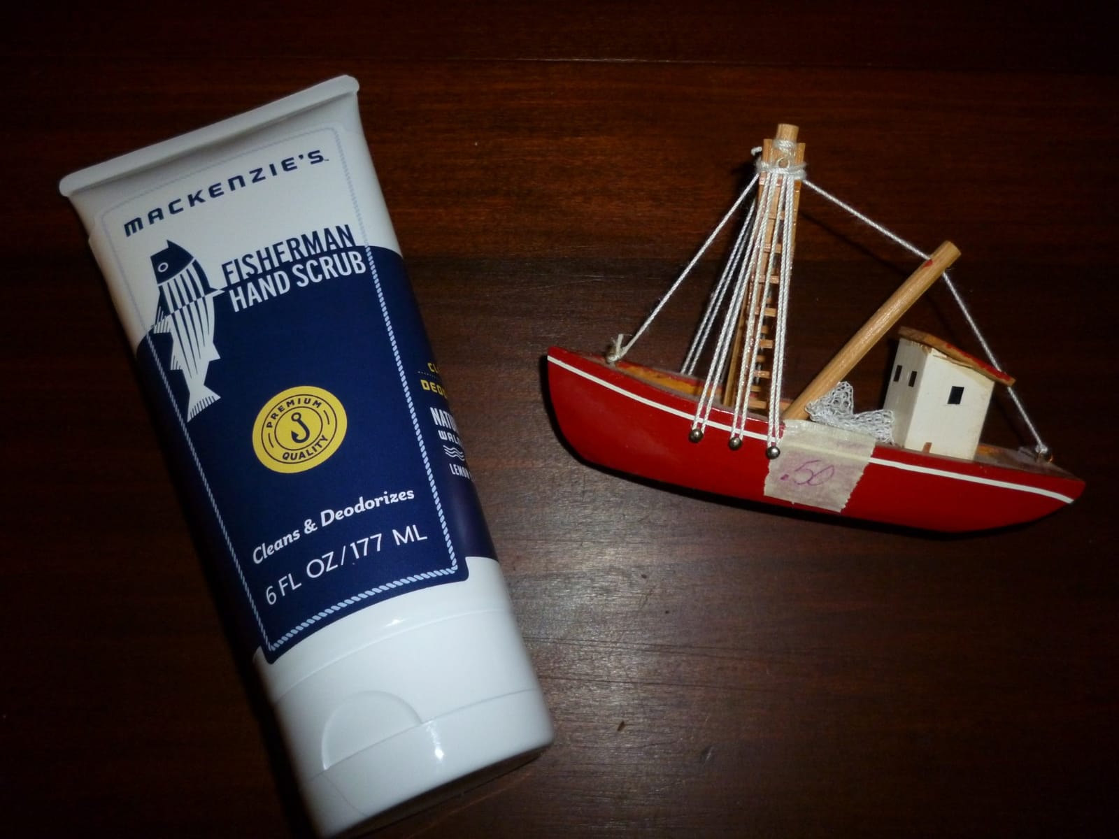 MacKenzie's Fisherman Hand Scrub – Hand Cleanser – Hand Deodorizer – 6 oz customer photo 2