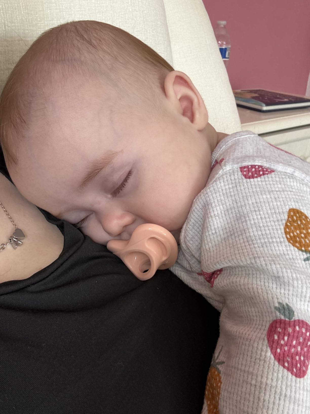 NUK Timeless Comfy Pacifier | 100% Silicone, One-Piece Design | BPA-Free, Gentle on Baby’s Skin | 5-Pack, for 0-6M customer photo 2